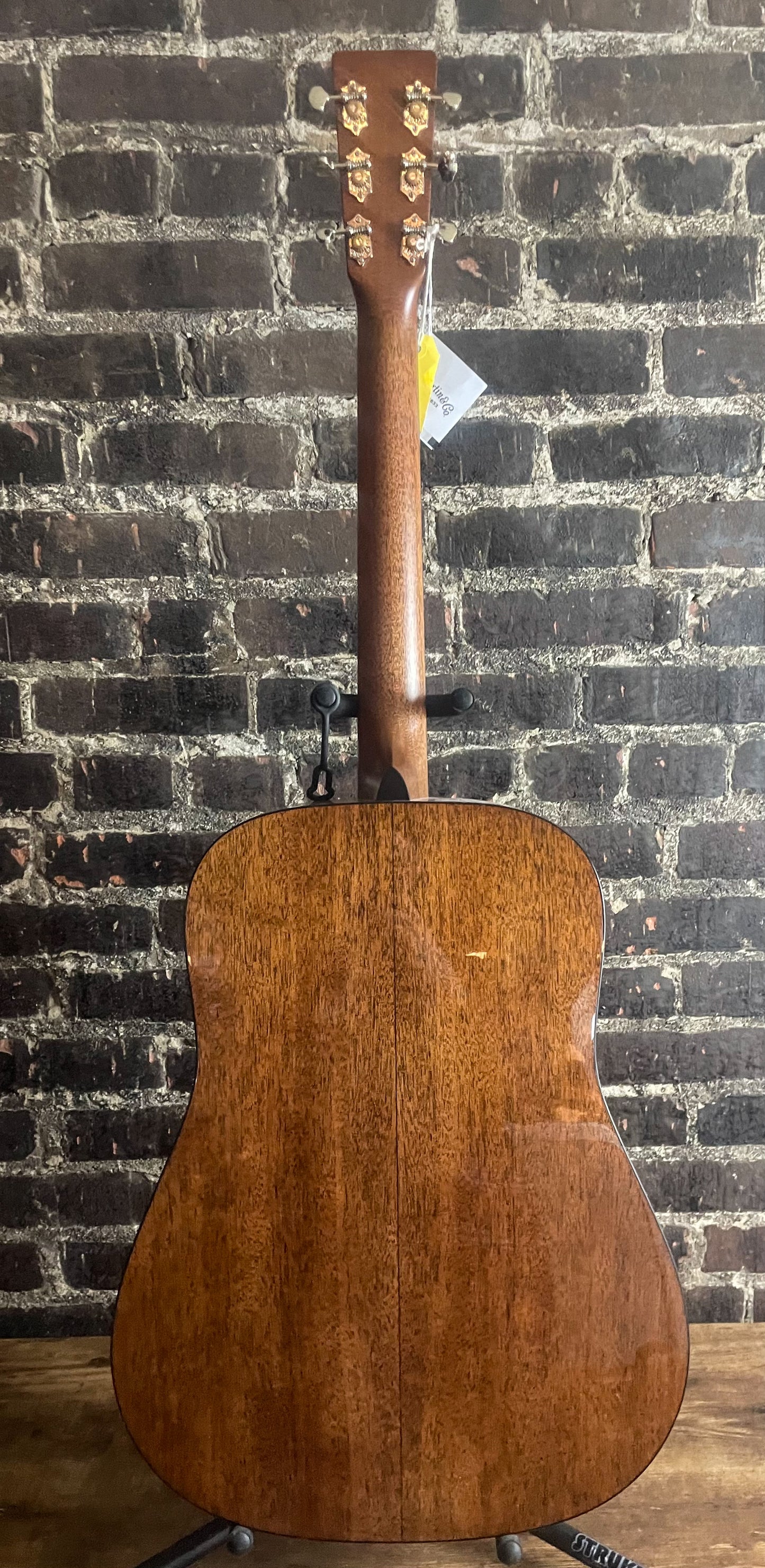 Martin D-18 Acoustic Guitar - Natural