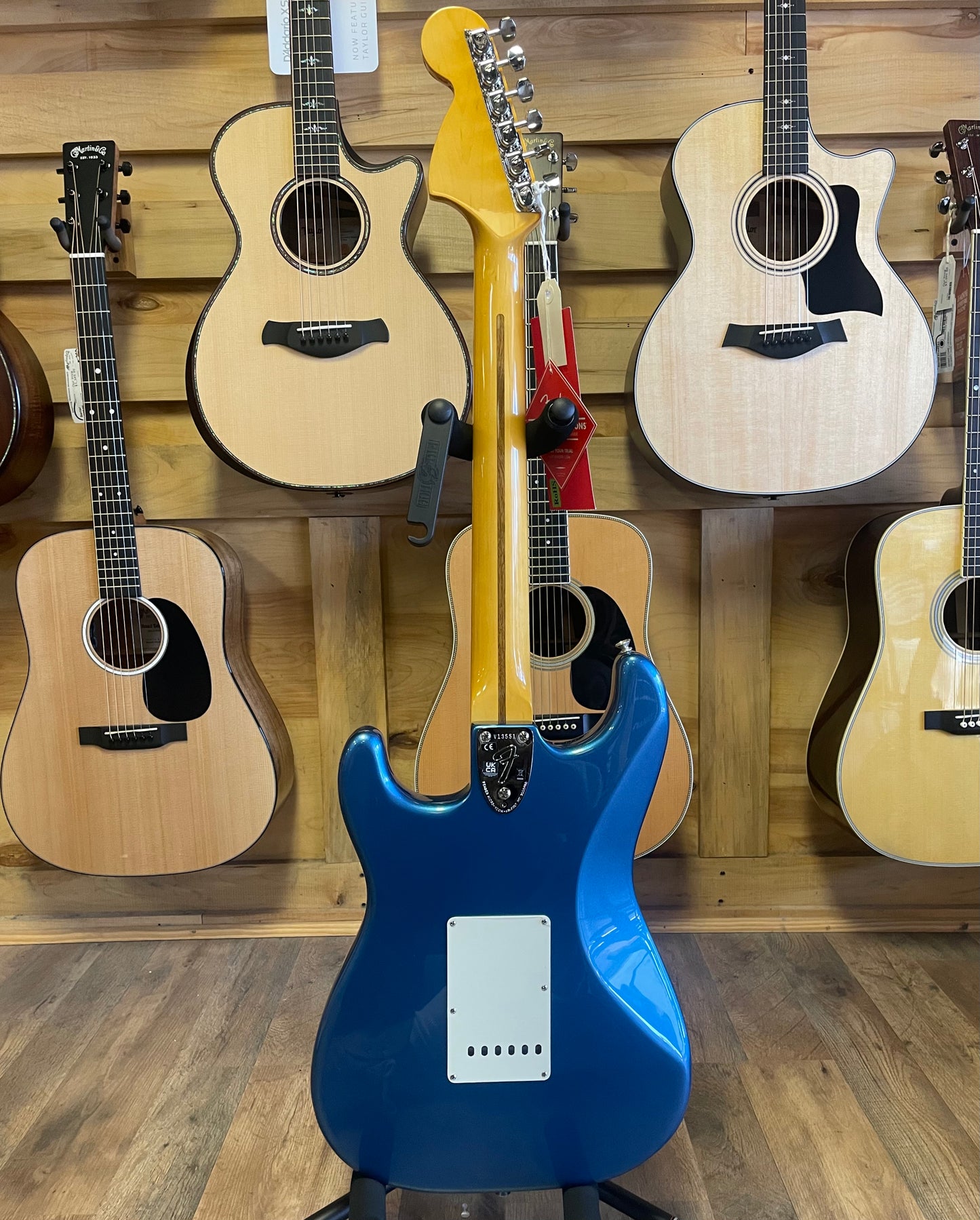 Fender American Vintage II 1973 Stratocaster Electric Guitar - Lake Placid Blue
