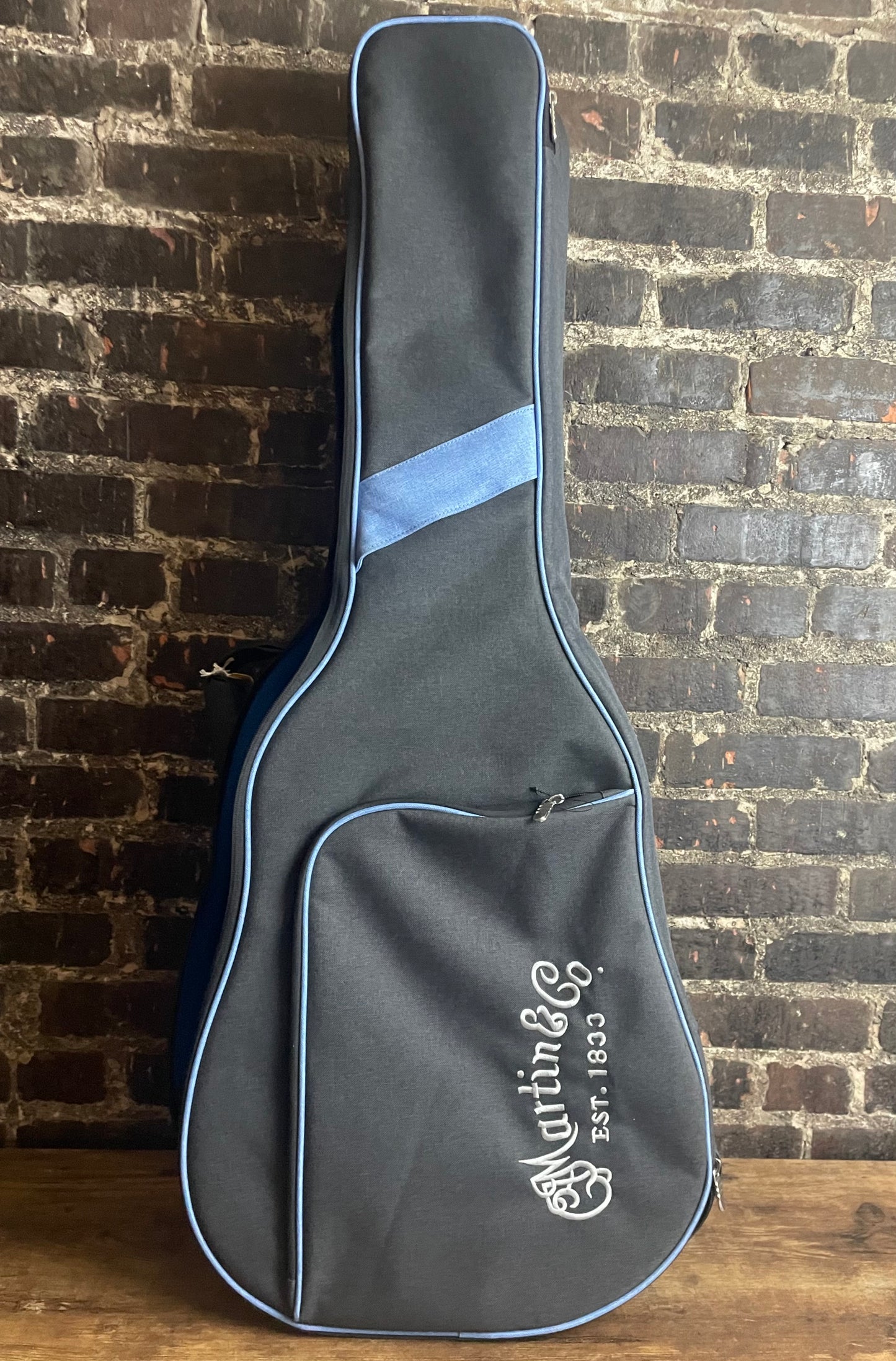 Martin D-X2E - Ziricote Burst