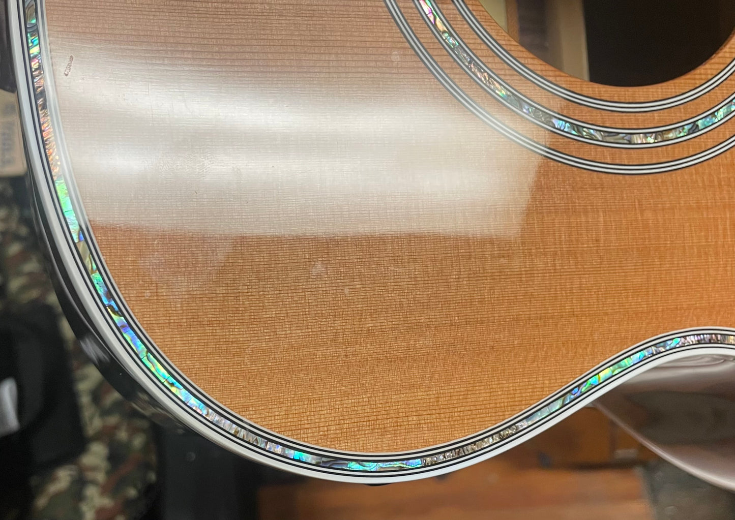 2022 ZAD80CE Acoustic Electric Pro Series Smaller “OM” Size (USED)