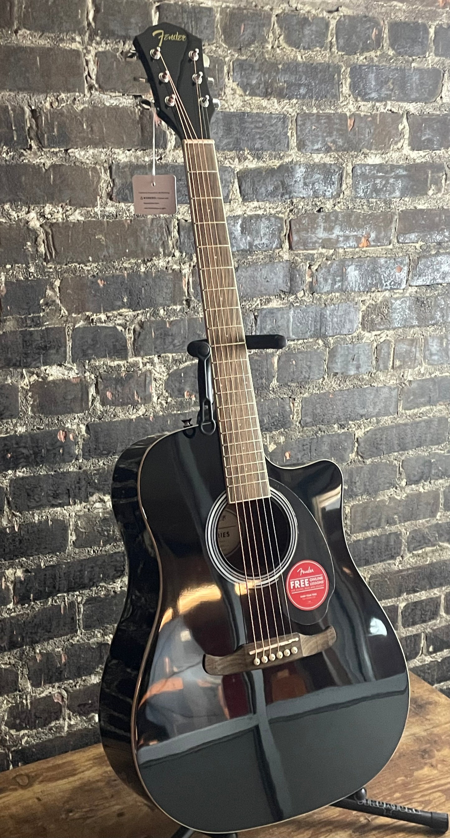 Fender FA-125CE Dreadnought Acoustic-Electric Guitar Black
