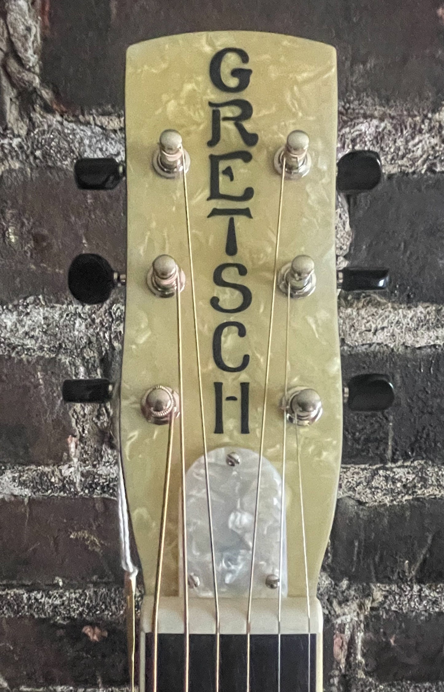 Gretsch G9240 Alligator-2 color sunburst
