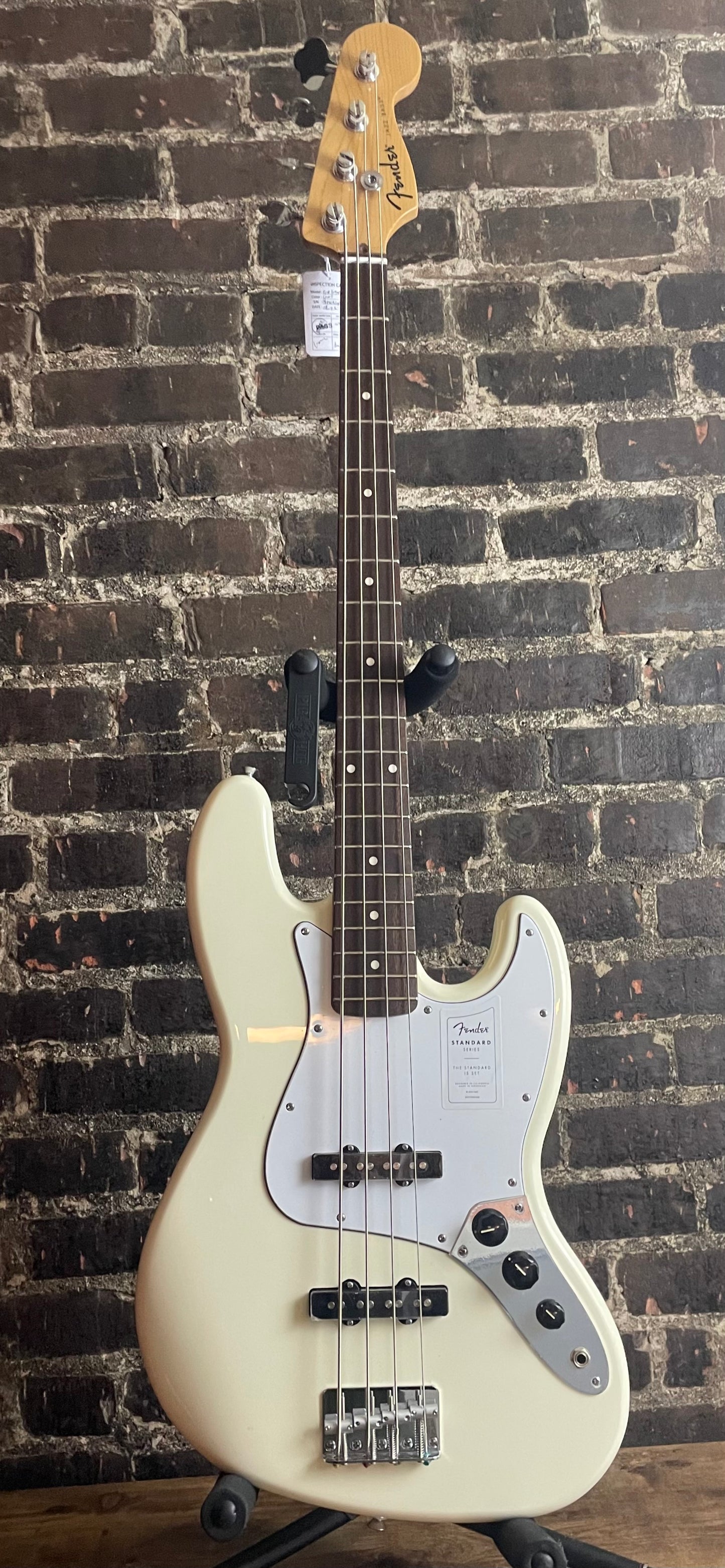 Fender Standard Jazz Bass - Olympic White, Laurel Fingerboard