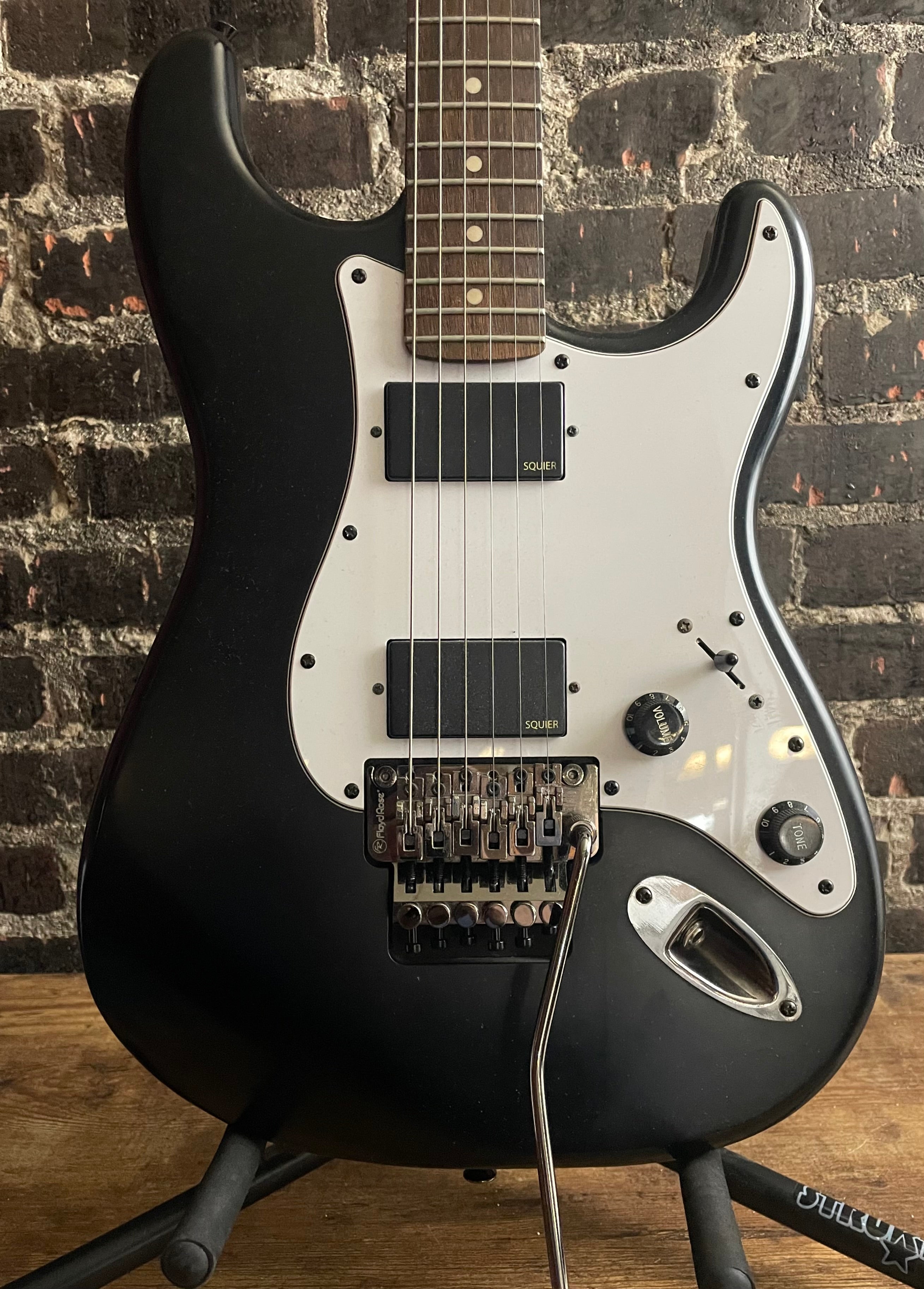 2021 Squier Contemporary Active Stratocaster HH - Flat Black (USED