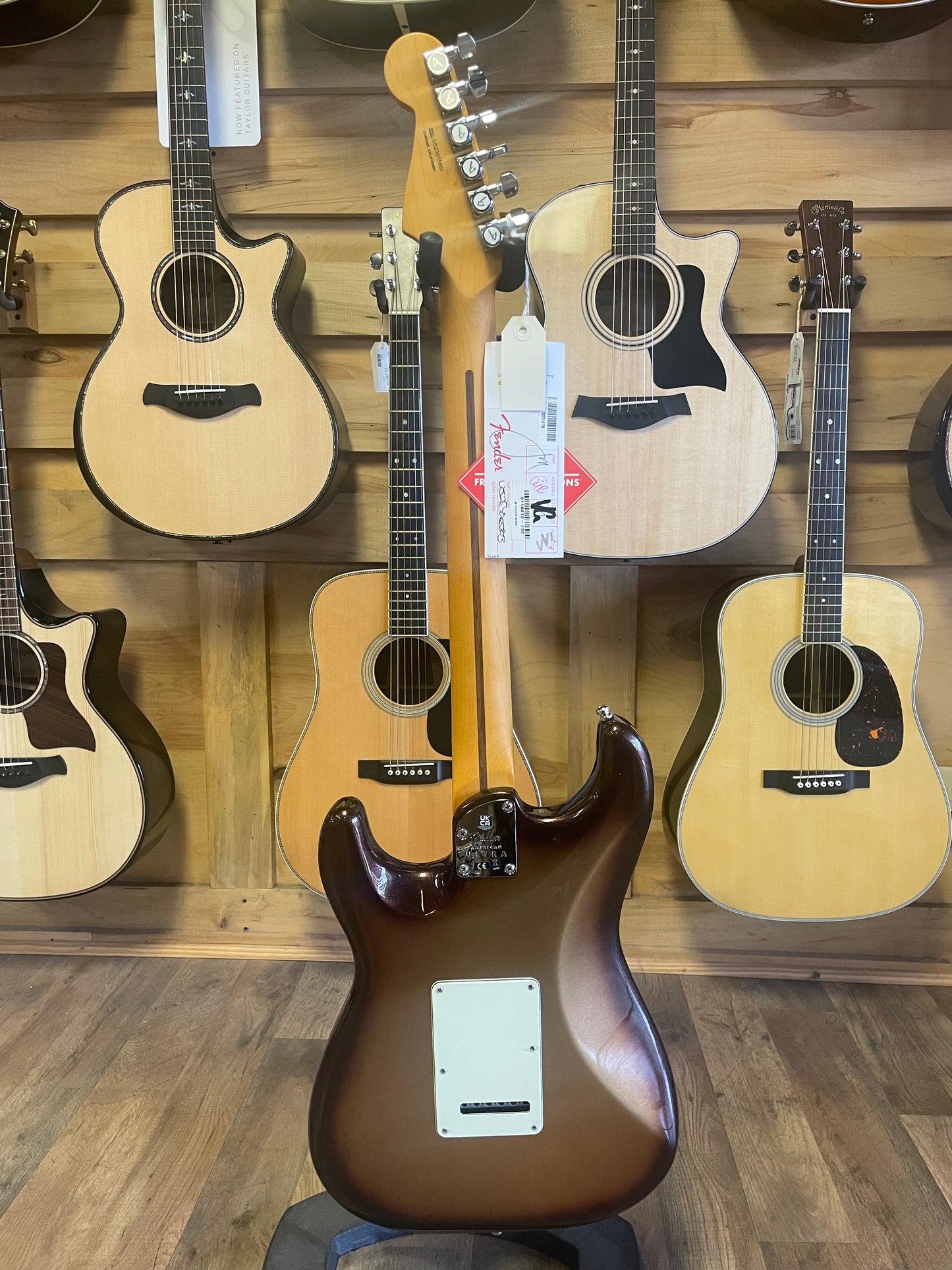Fender American Ultra Stratocaster with Maple Fretboard - Mocha Burst