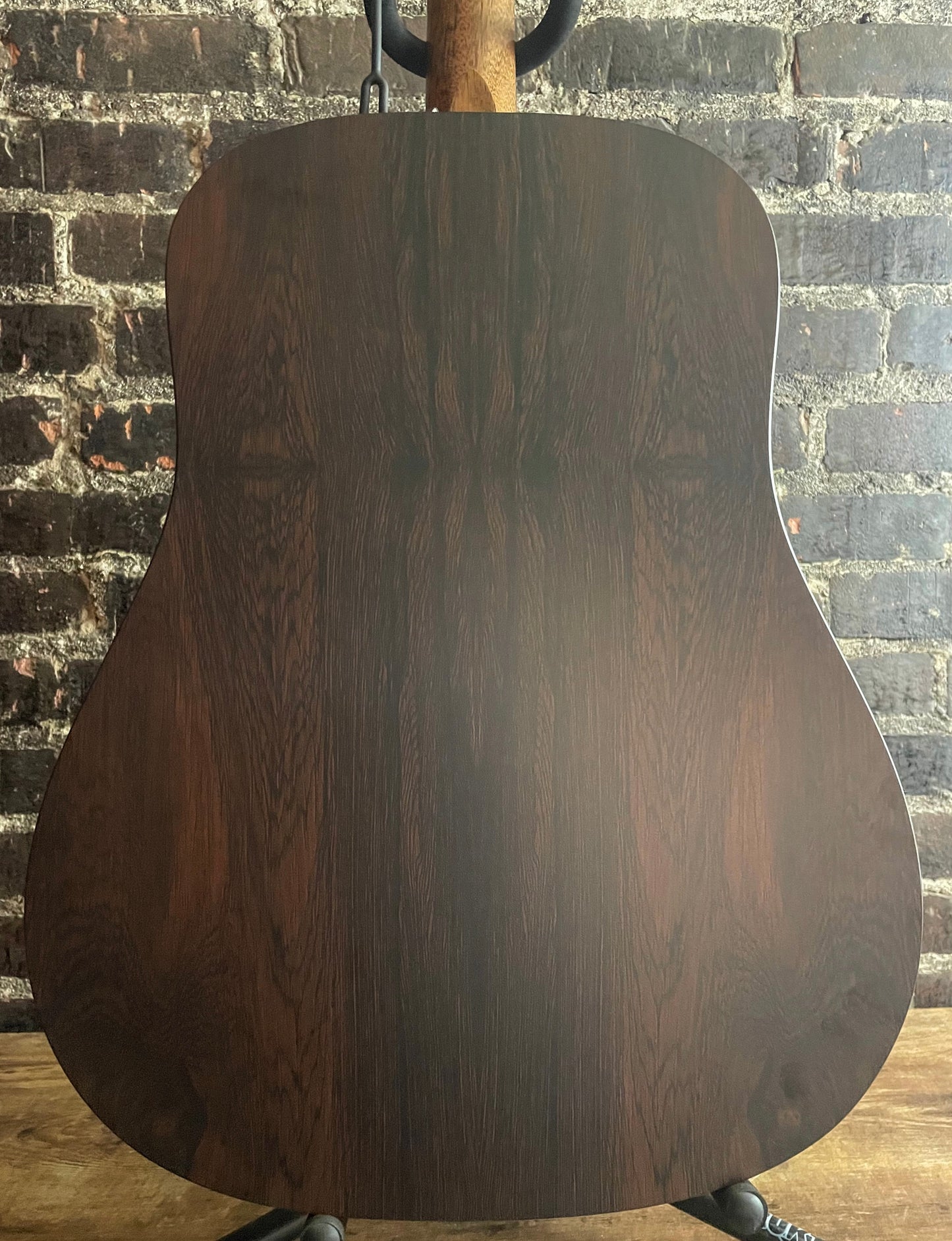 Martin D-X2E Billy Strings Signature Acoustic-electric Guitar
- Natural