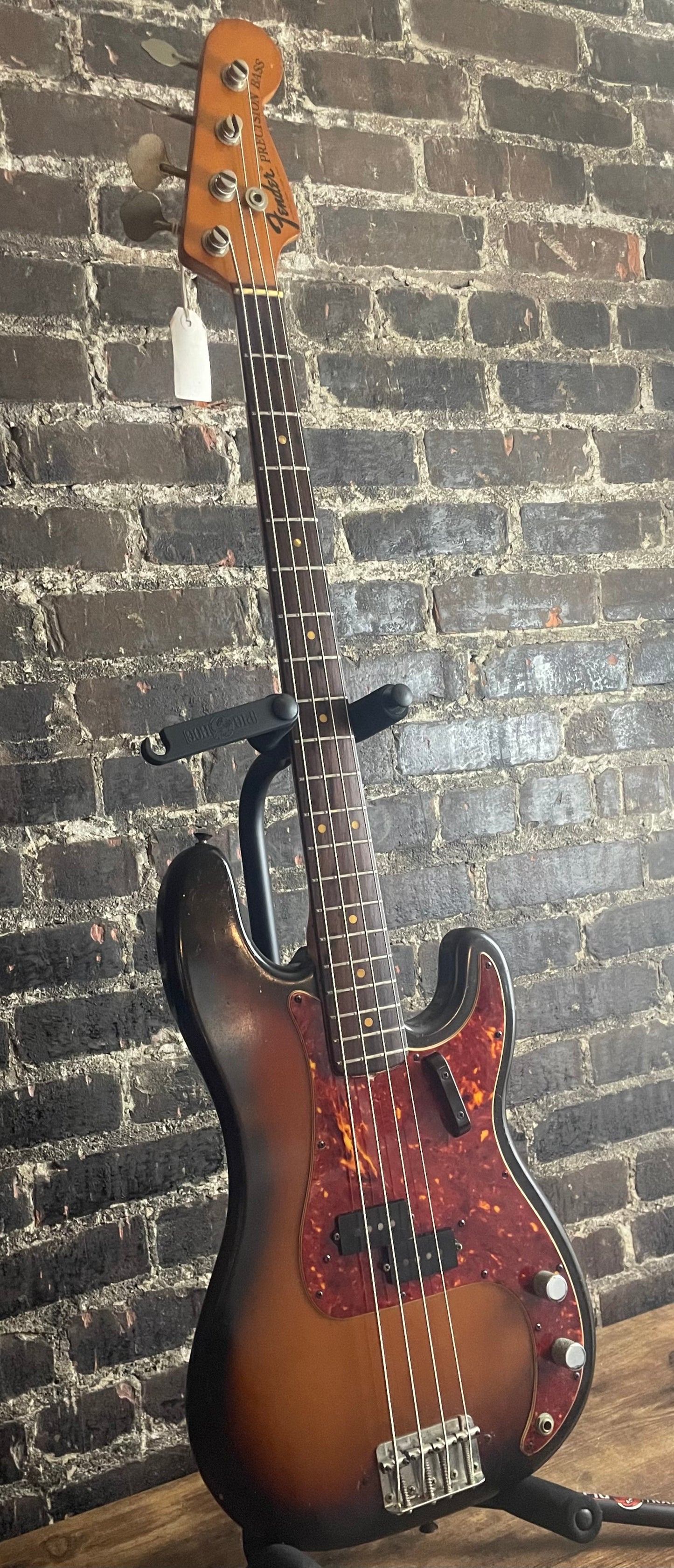 1971 Fender Precision Bass-Sunburst