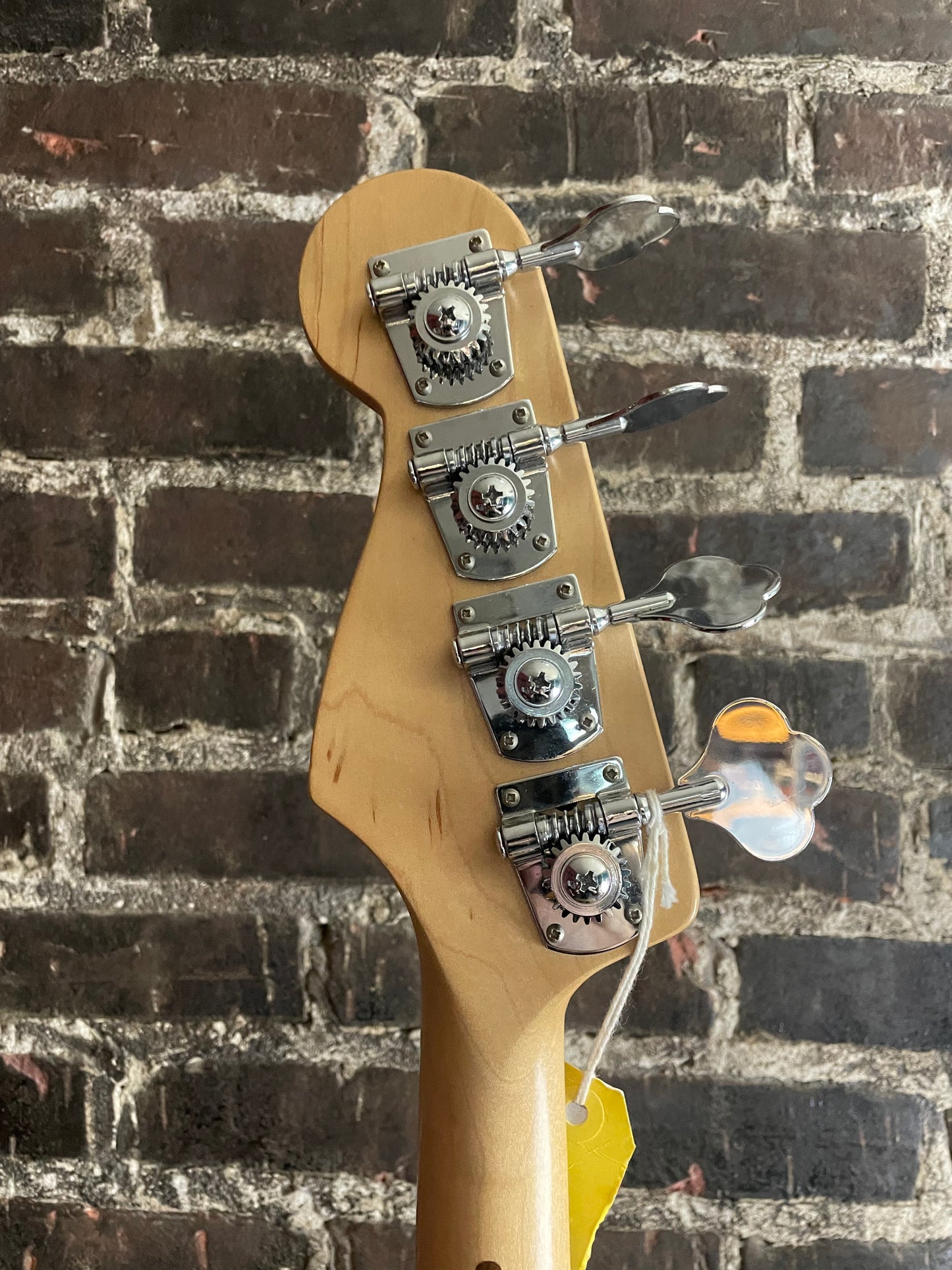 2005 Fender Standard Fretless Jazz Bass-Black