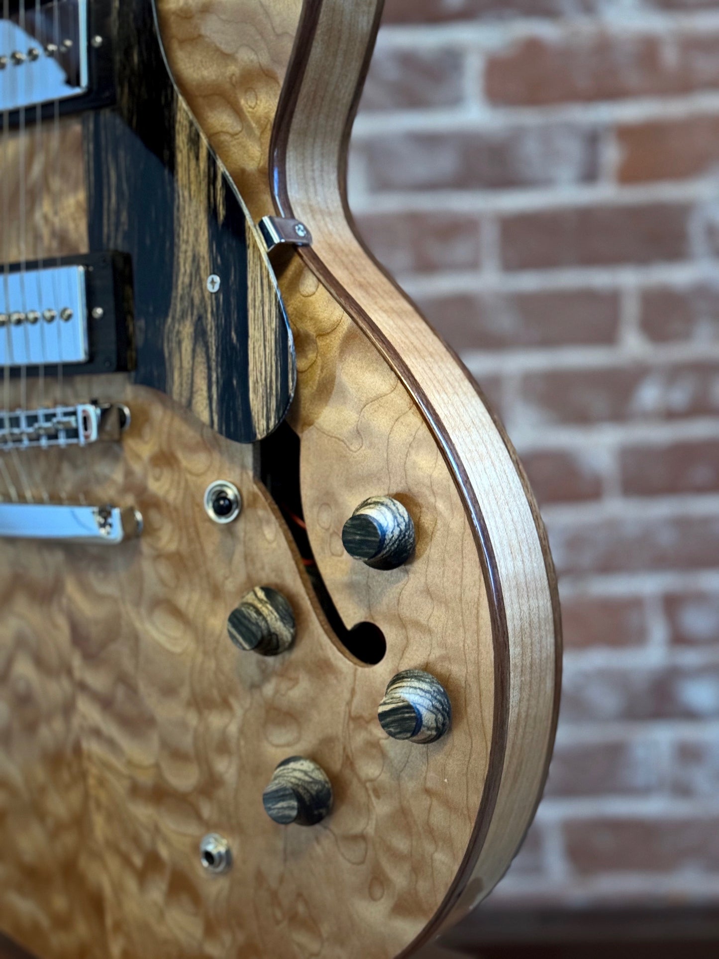 Gentner Semi Hollow Guitar