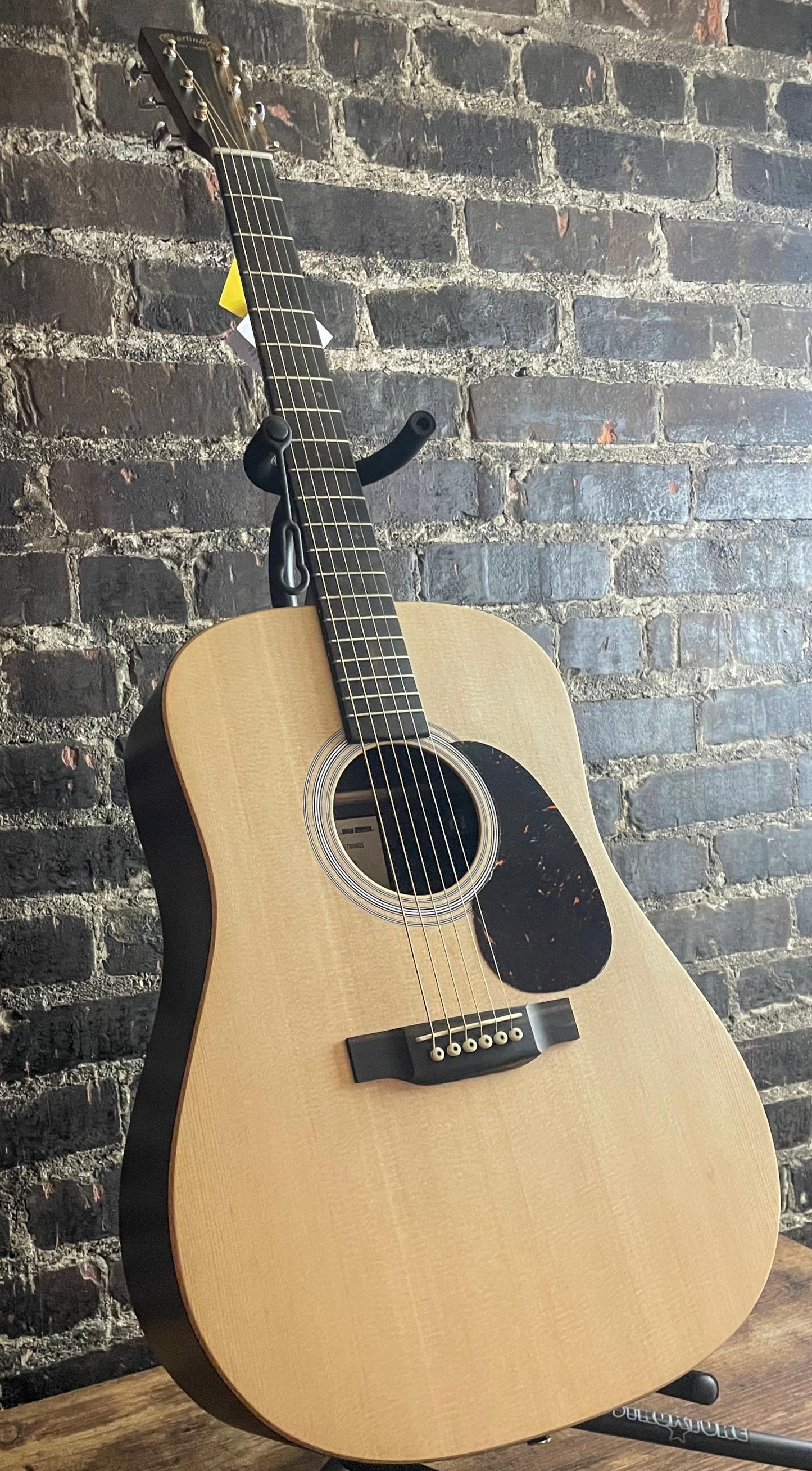 Martin D-X2E Billy Strings Signature Acoustic-electric Guitar
- Natural