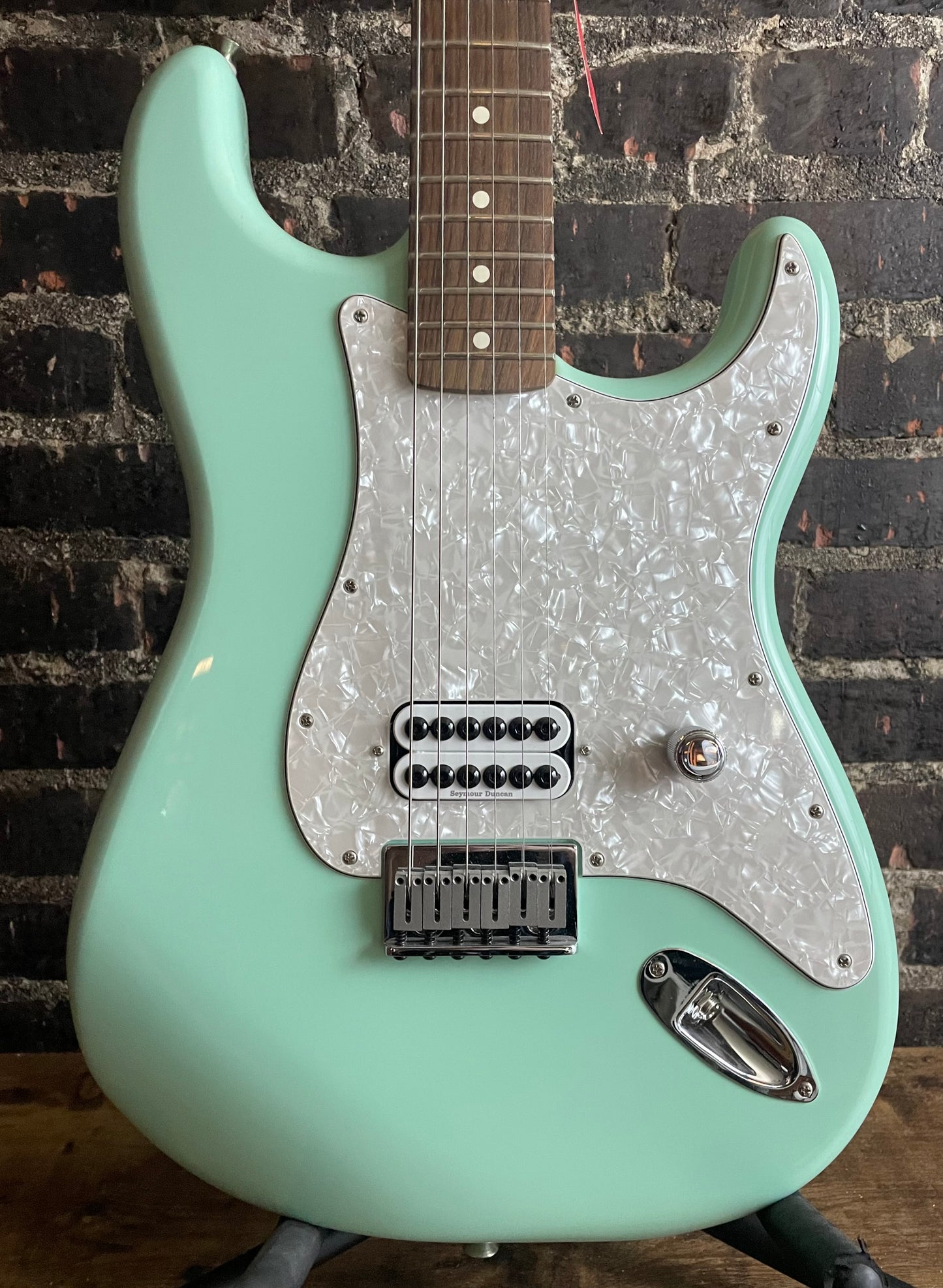 Fender Tom DeLonge Stratocaster Electric Guitar - Surf Green
