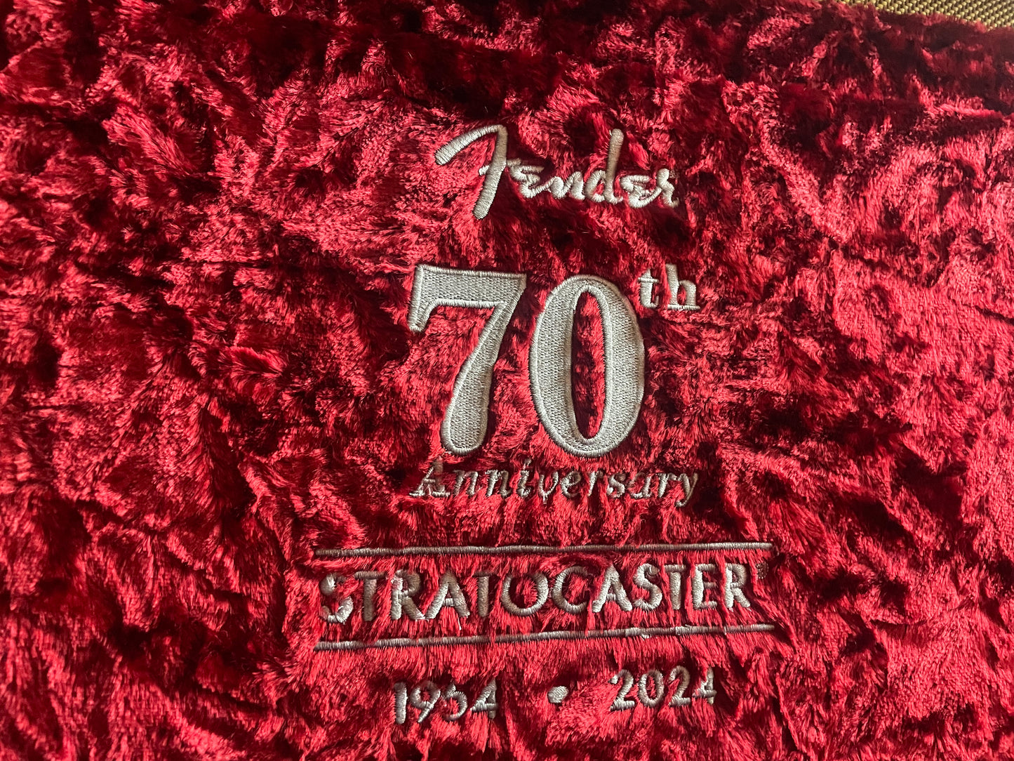 Fender 70th-anniversary American Vintage II 1954 Stratocaster - 2-color Sunburst