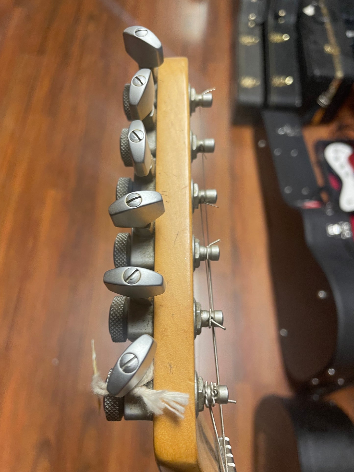 1989 Fender Strat Plus-Red (USED)