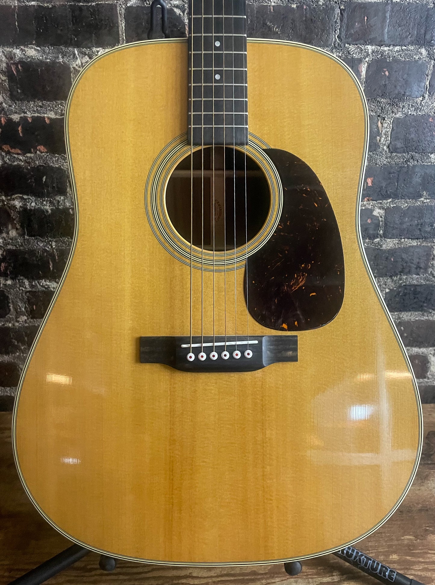 Martin D28-Natural