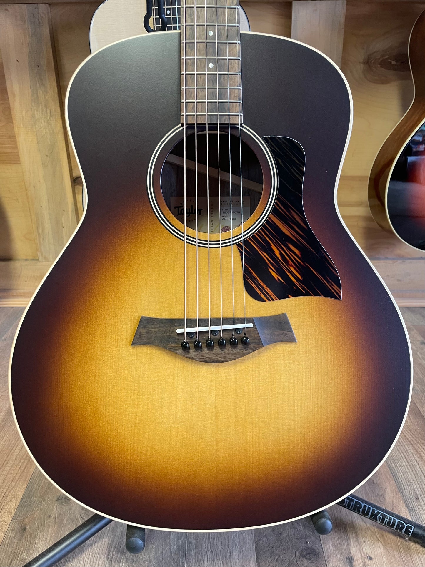Taylor AD11e-SB