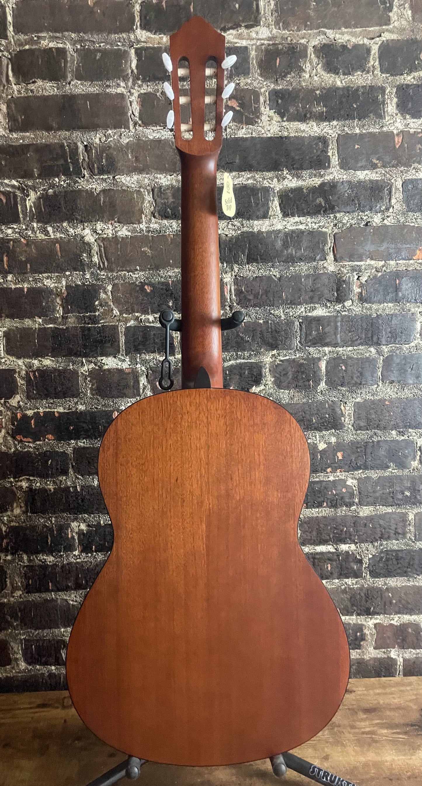 Yamaha CG122MSH Classical Acoustic Guitar - Natural