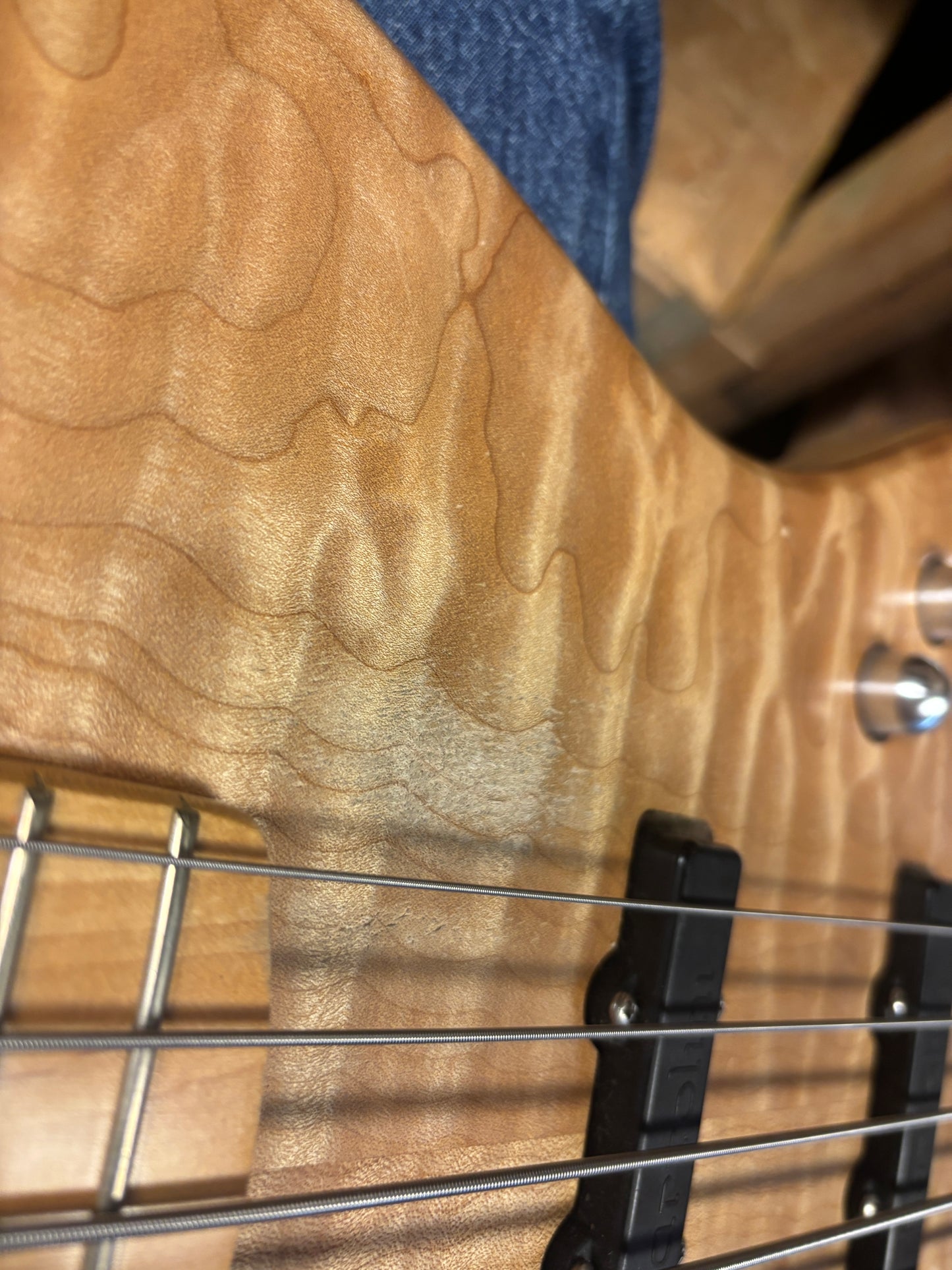 Devon J5 Modern
