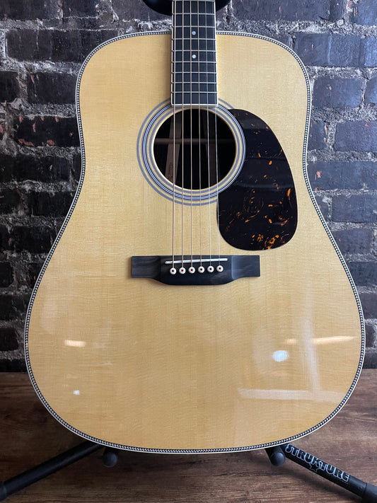 Martin HD-35