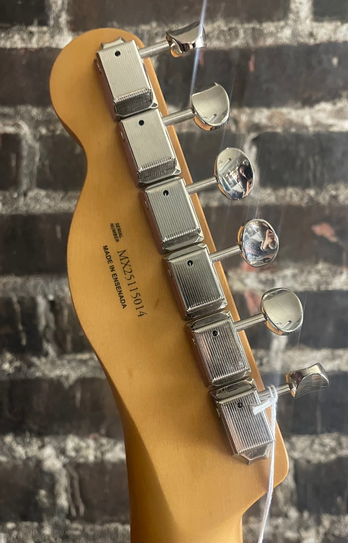 Fender Player II Telecaster Electric Guitar - White Blonde with Rosewood Fingerboard