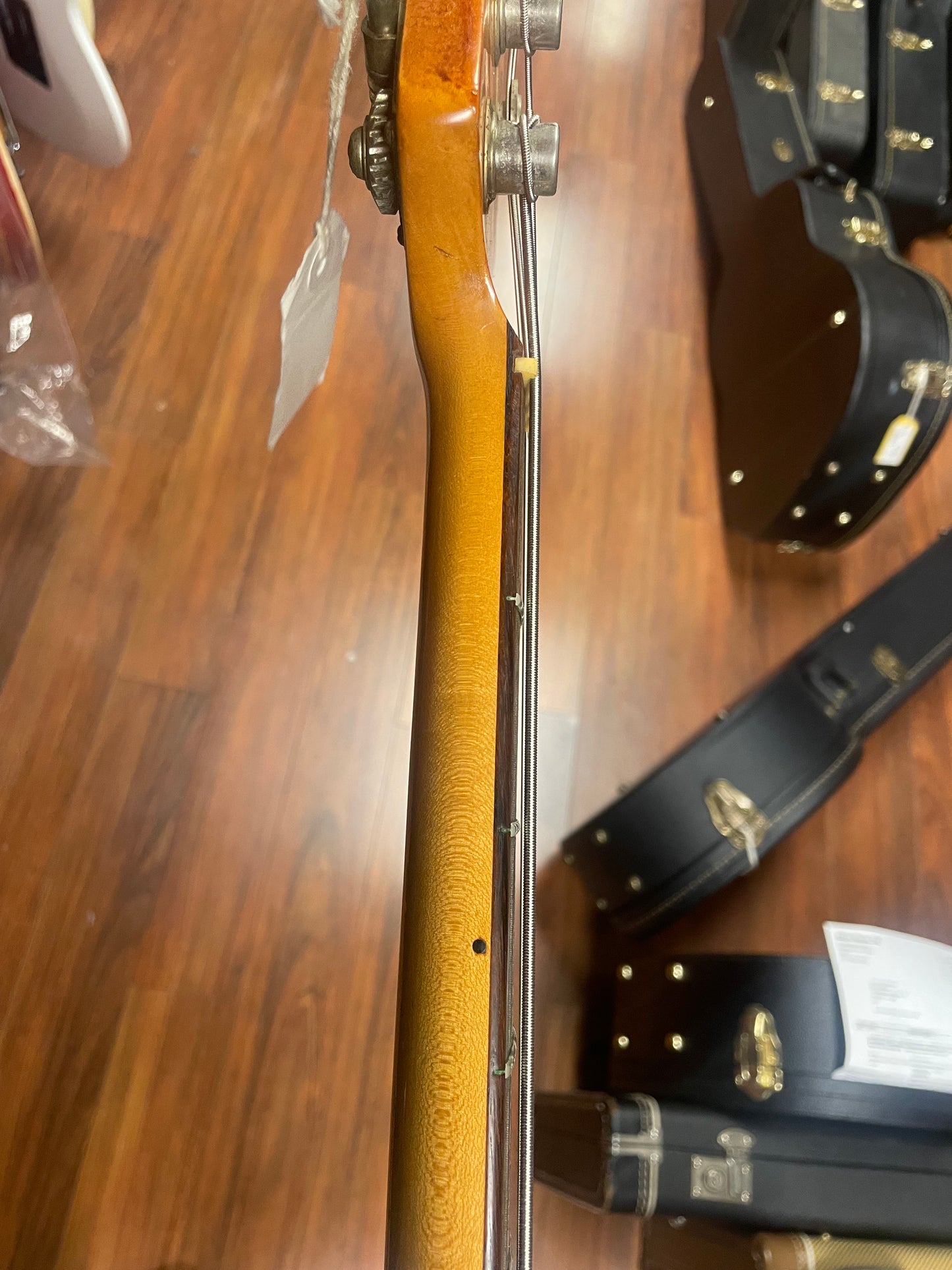 1971 Fender Precision Bass-Sunburst