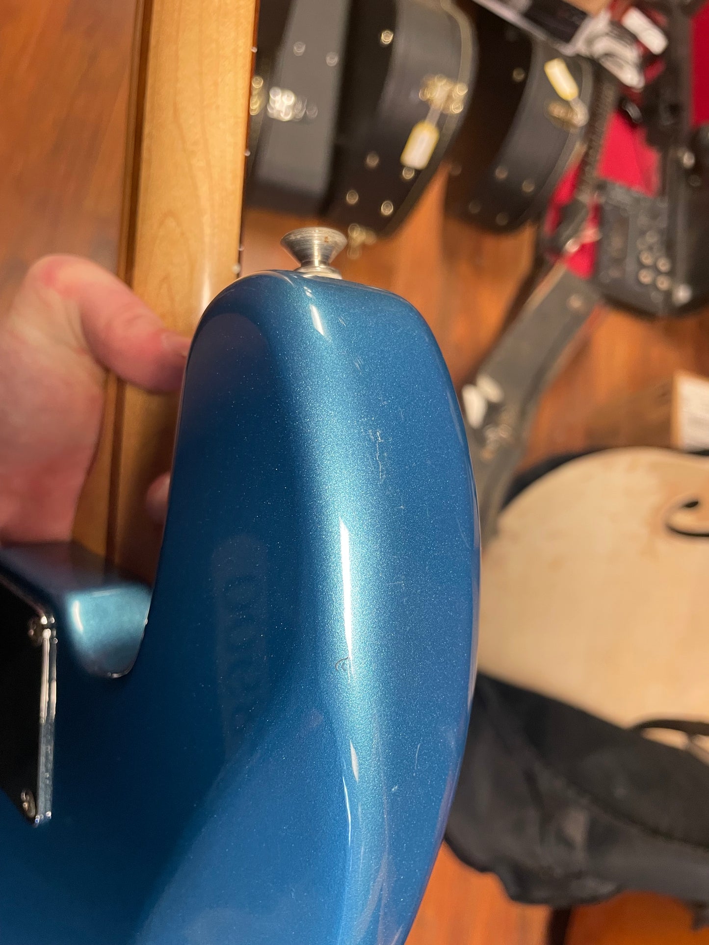 2007 Fender Standard Fretless Jazz Bass- Lake Placid Blue (USED)