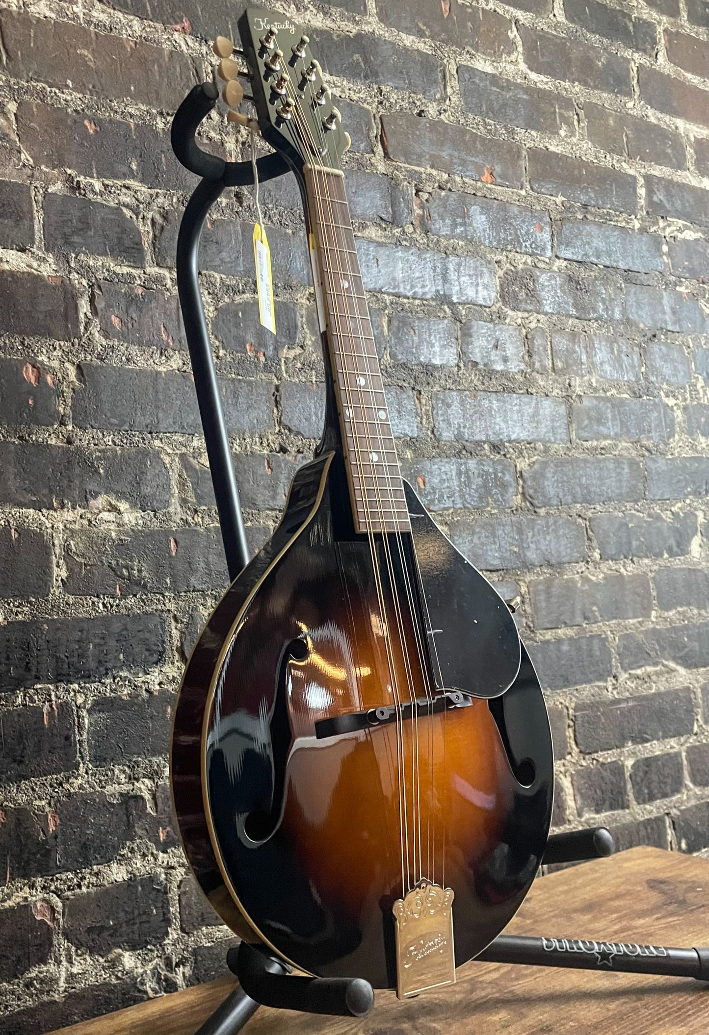 Kentucky KM-140 Standard A-Model Mandolin Traditional-Sunburst