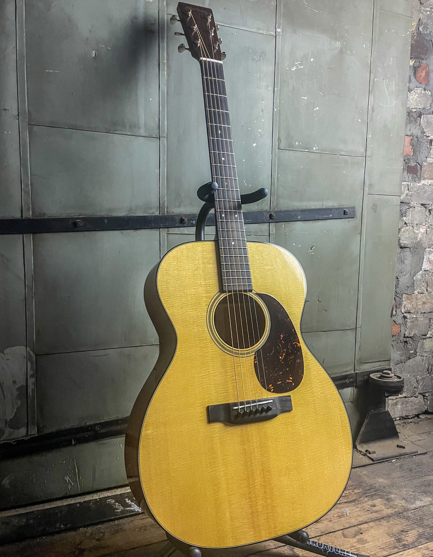 Martin 000-18