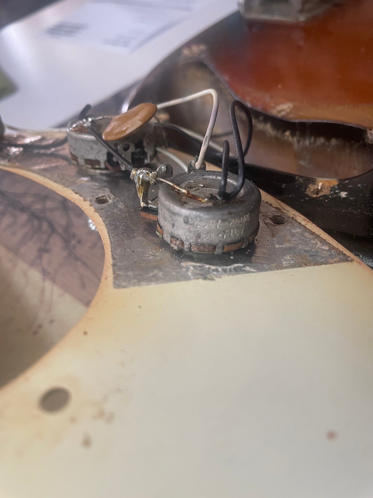 1971 Fender Precision Bass-Sunburst