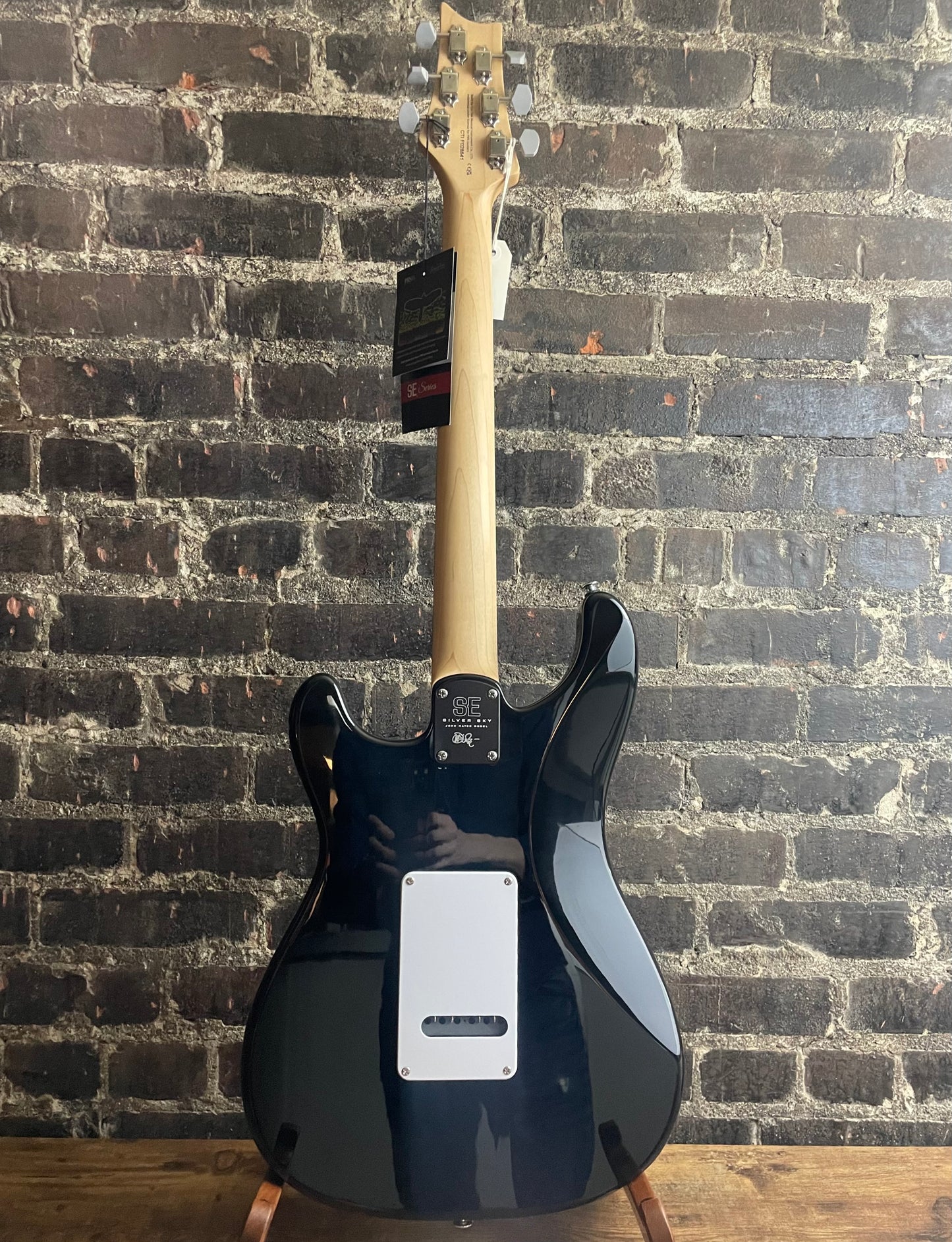 PRS SE Silver Sky- Piano Black with Rosewood Fingerboard
