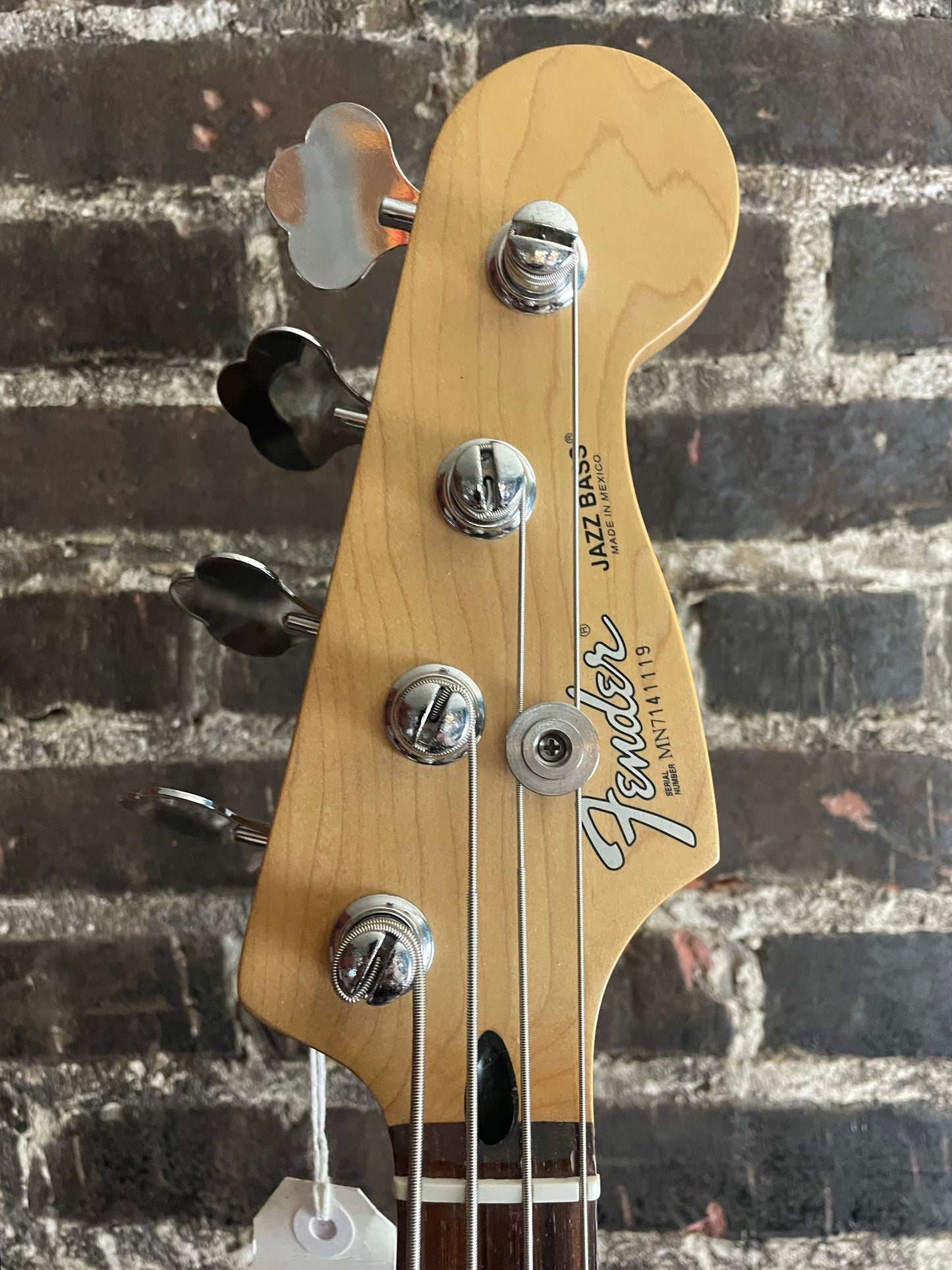 2007 Fender Standard Fretless Jazz Bass- Lake Placid Blue (USED)