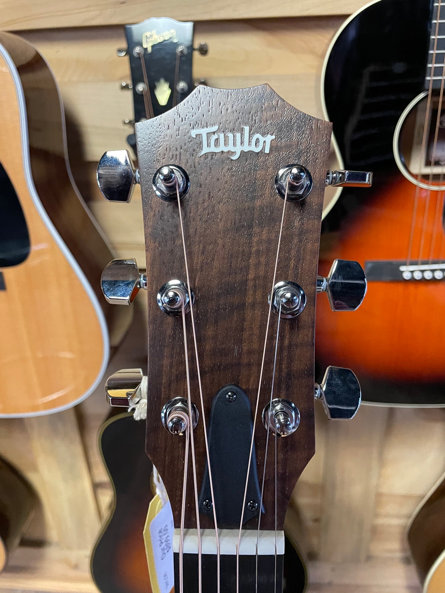 Taylor Academy 22e (NEW)