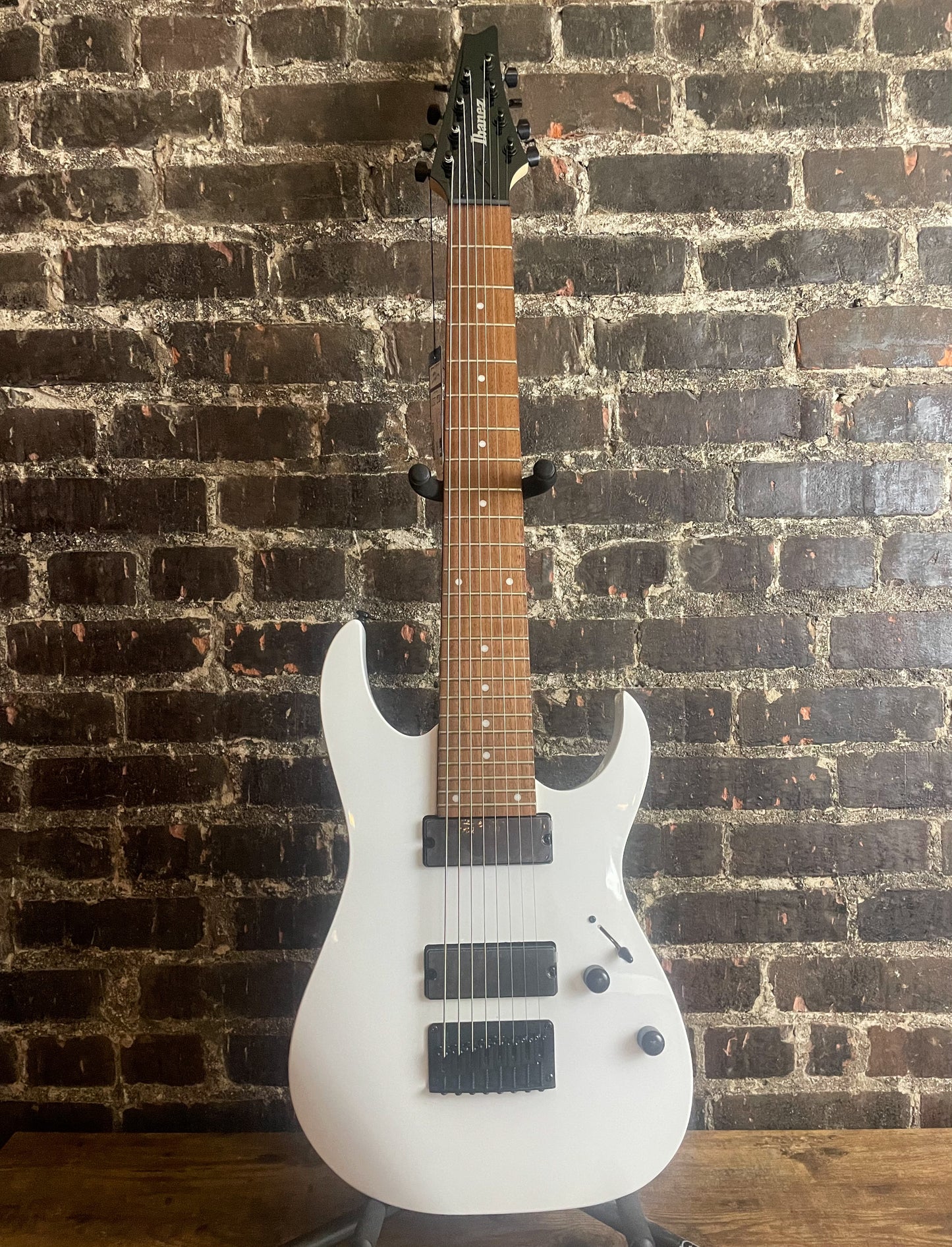 Ibanez RG8 8-String Electric Guitar White