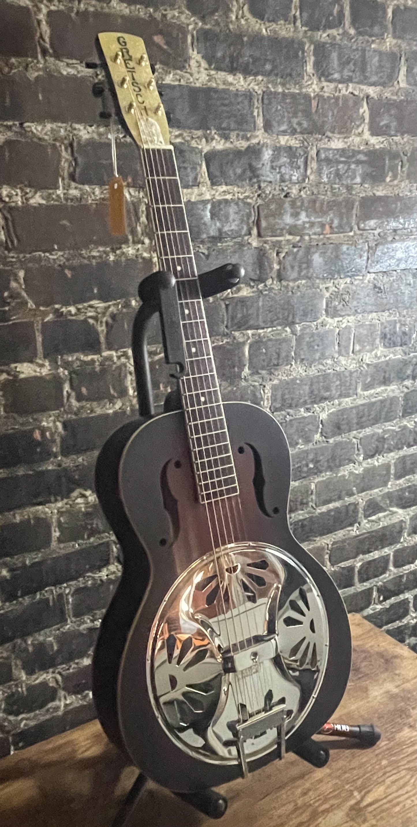Gretsch G9240 Alligator-2 color sunburst