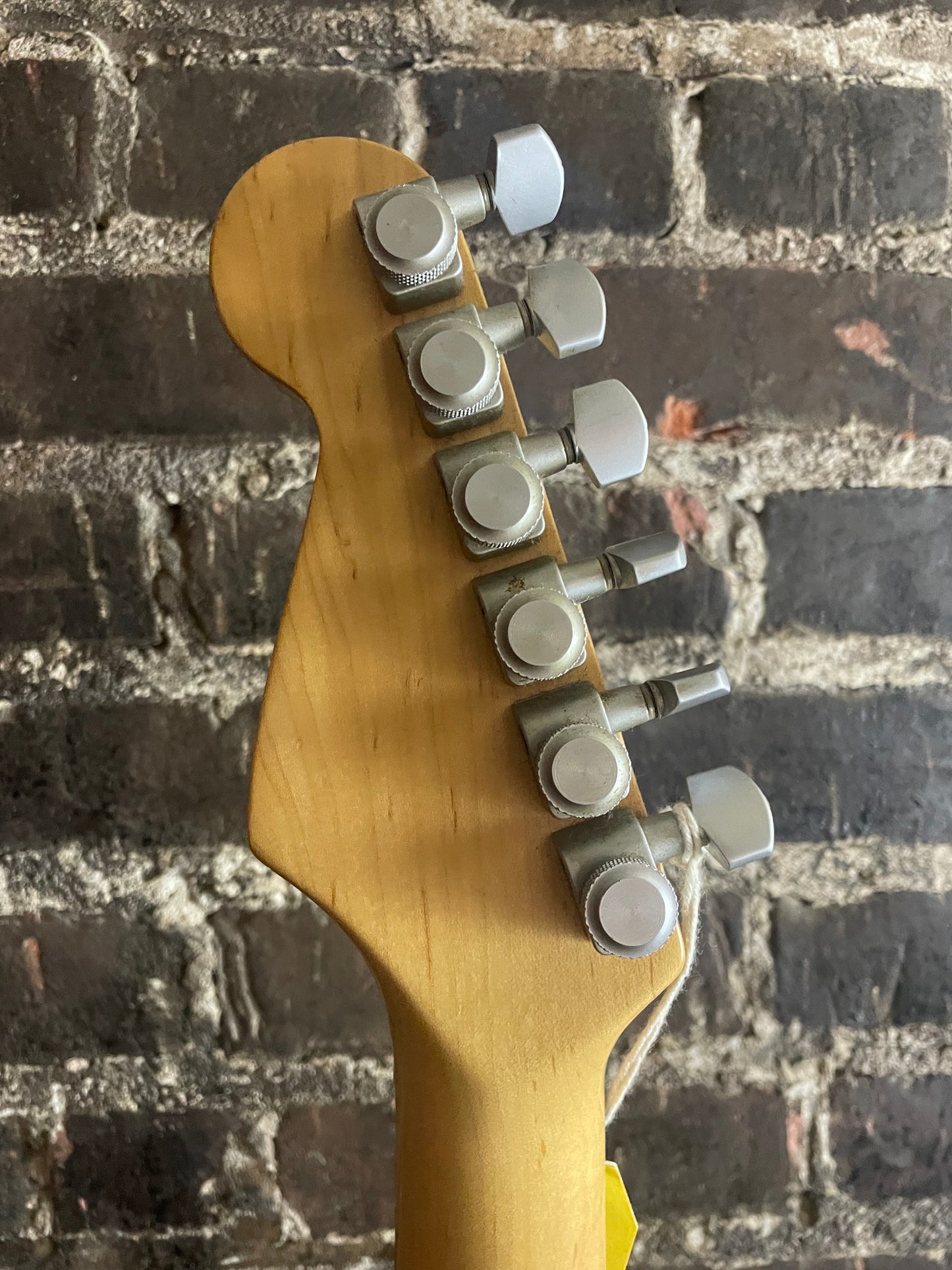 1989 Fender Strat Plus-Red (USED)