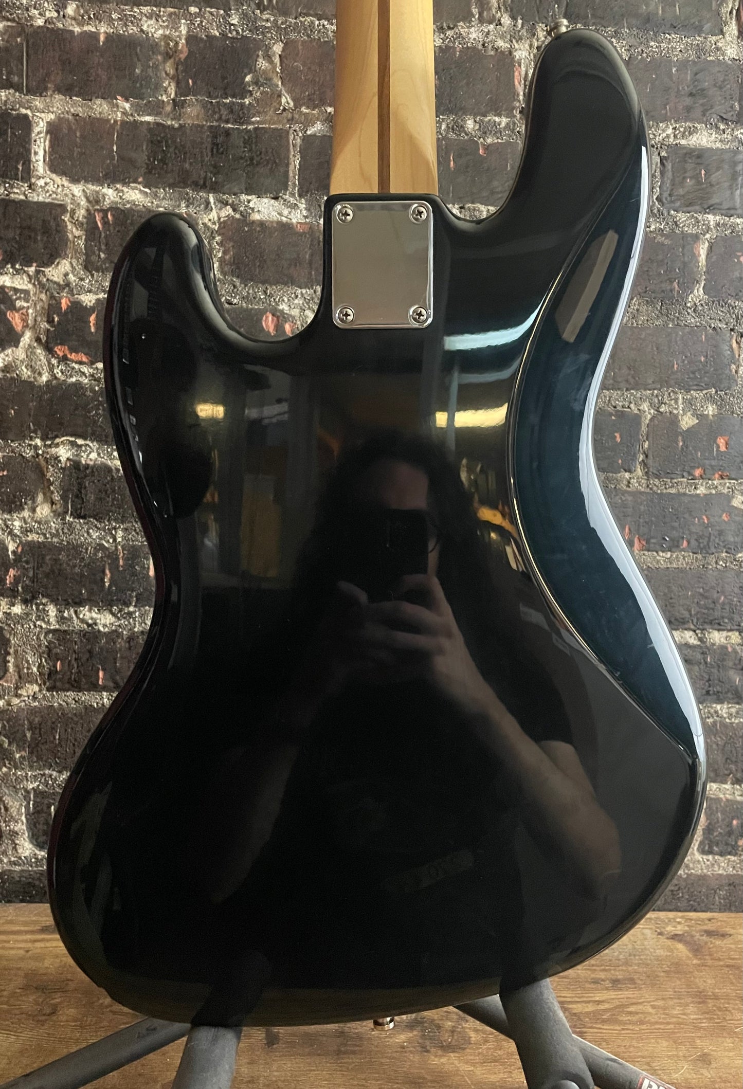 2005 Fender Standard Fretless Jazz Bass-Black
