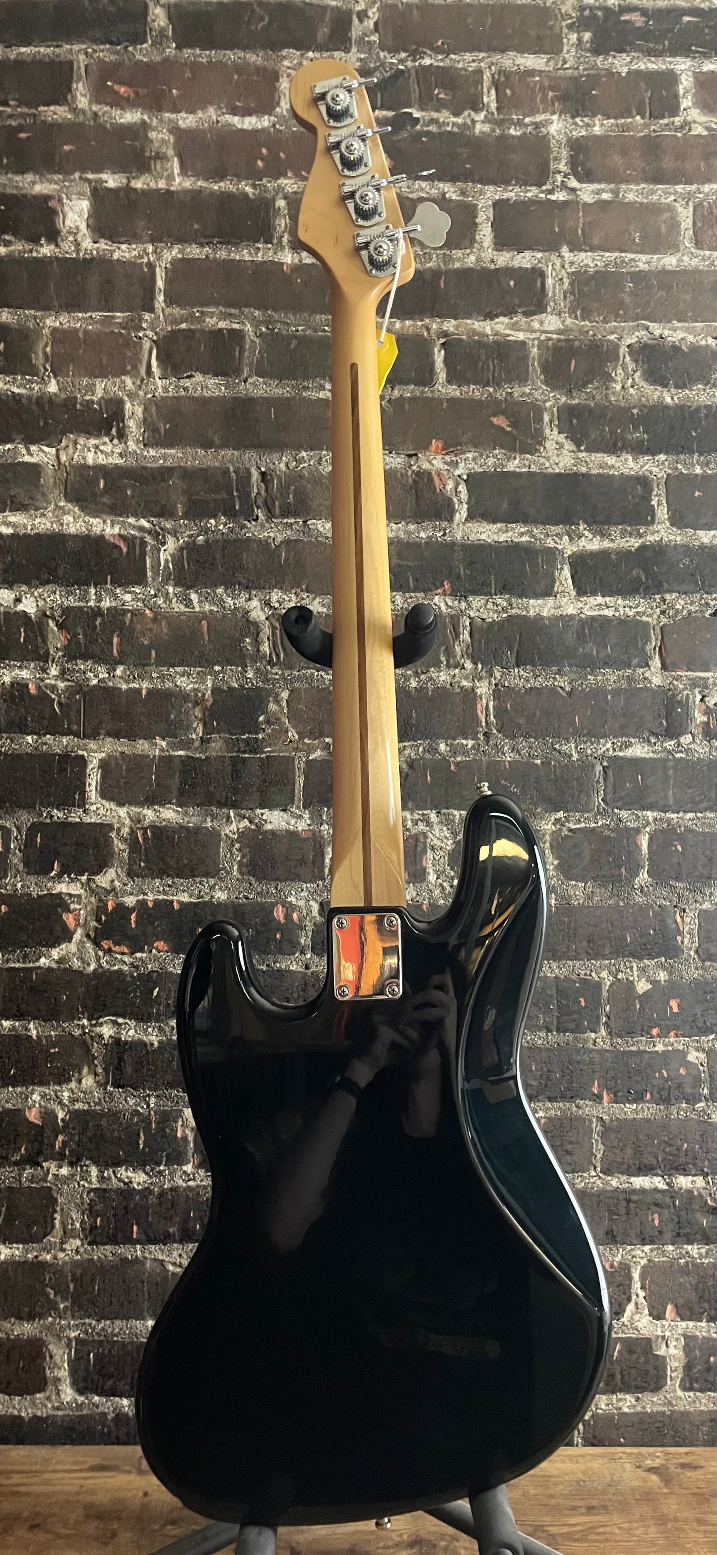 2005 Fender Standard Fretless Jazz Bass-Black
