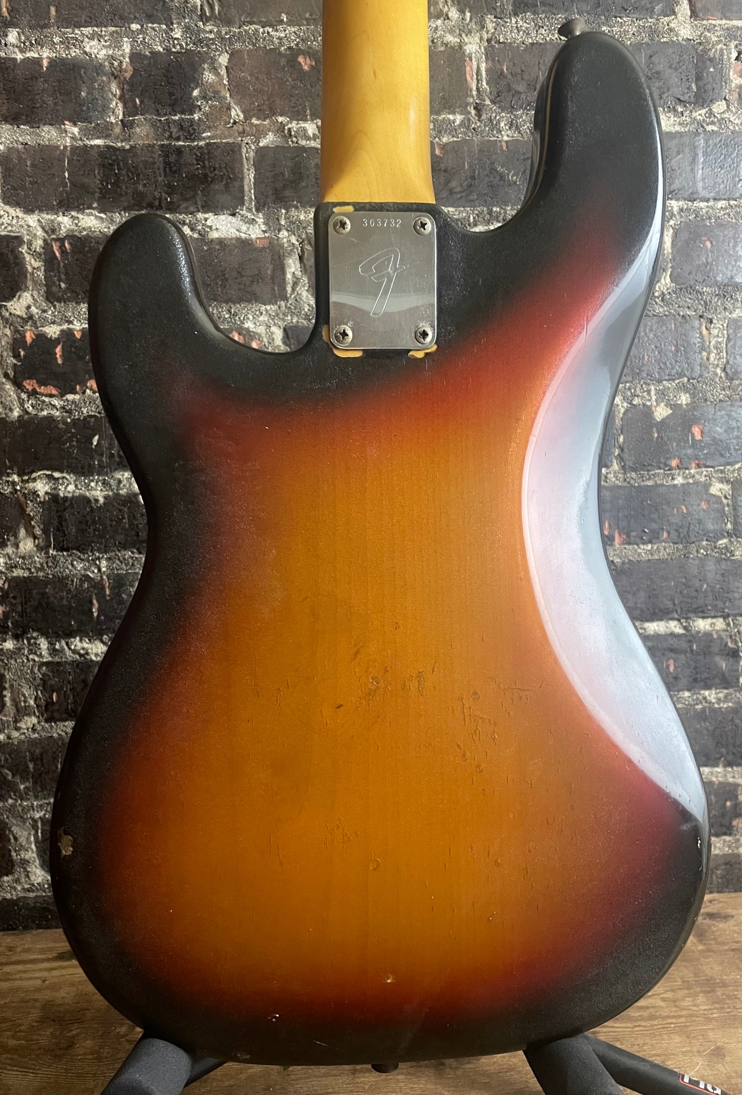 1971 Fender Precision Bass-Sunburst