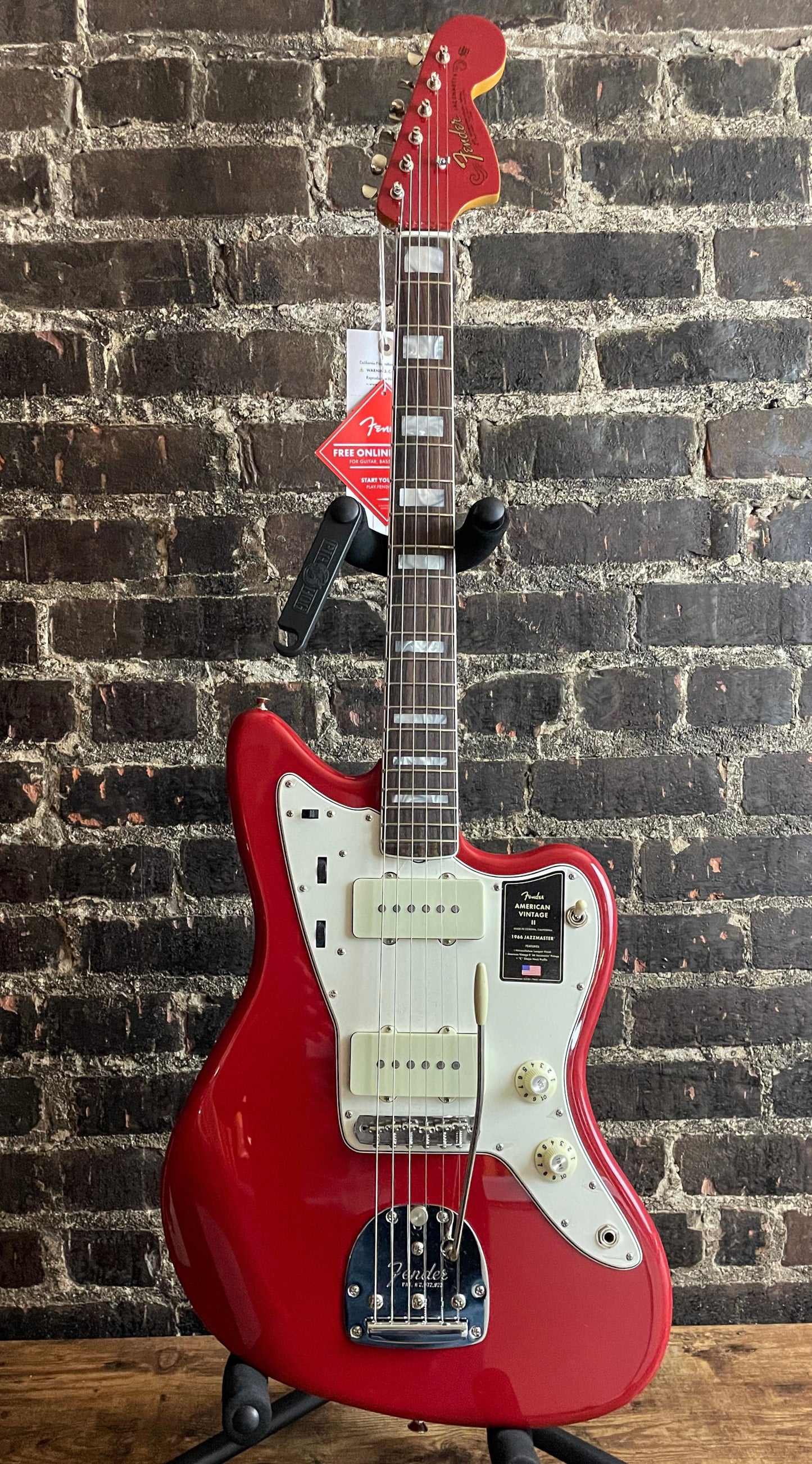 Fender American Vintage II 1966 Jazzmaster Electric Guitar - Dakota Red