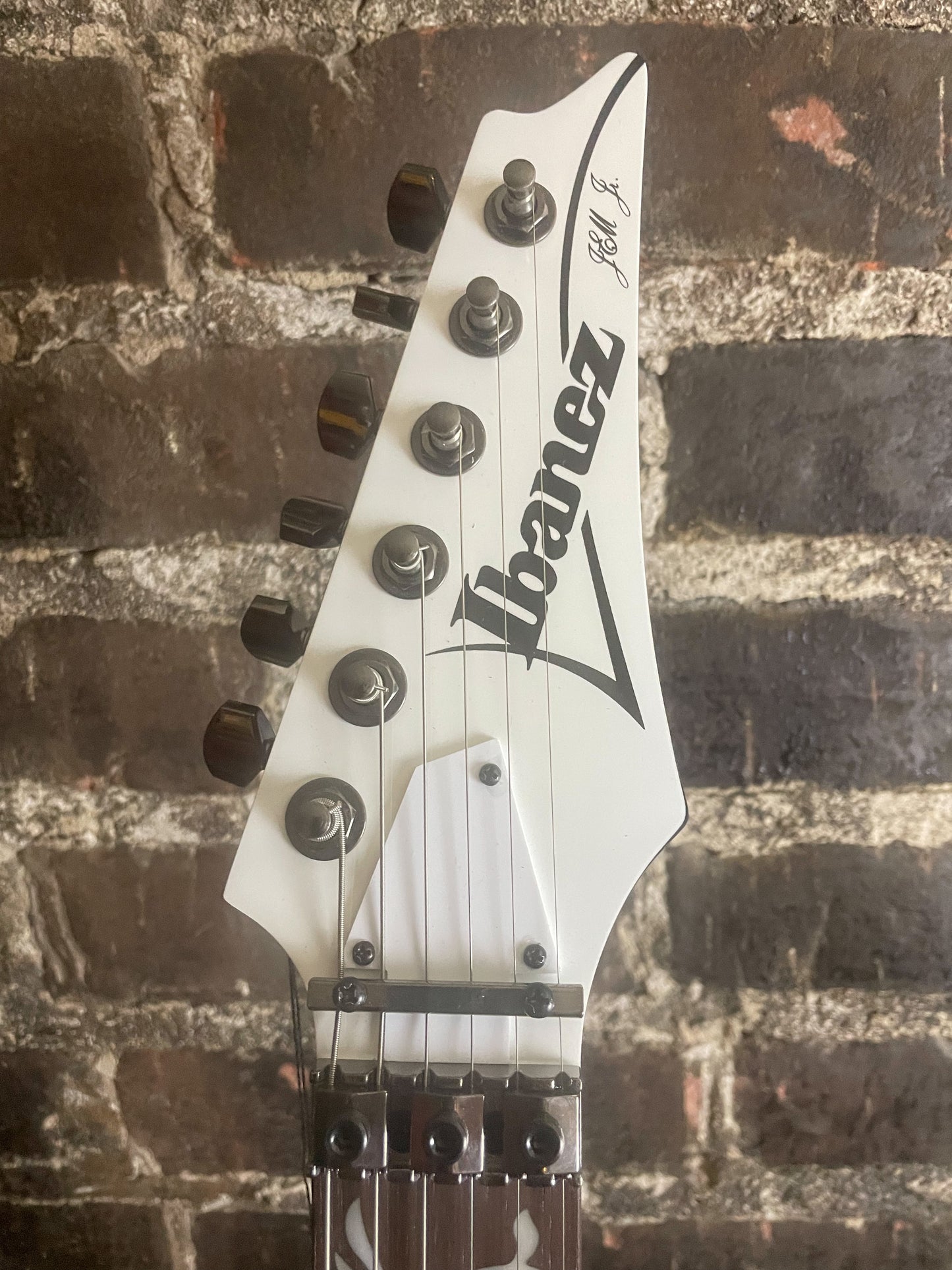 Ibanez Steve Vai Signature JEMJR - White