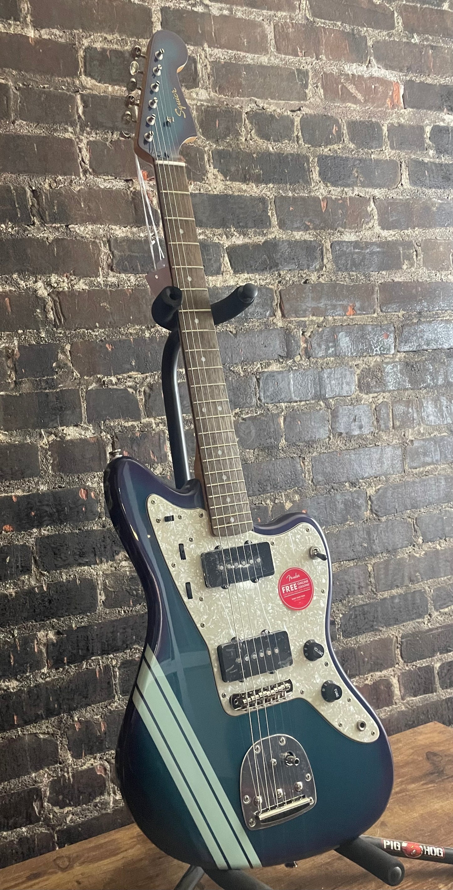 Squier Limited Edition Classic Vibe 60s Jazzmaster Guitar Competitive Burgundy