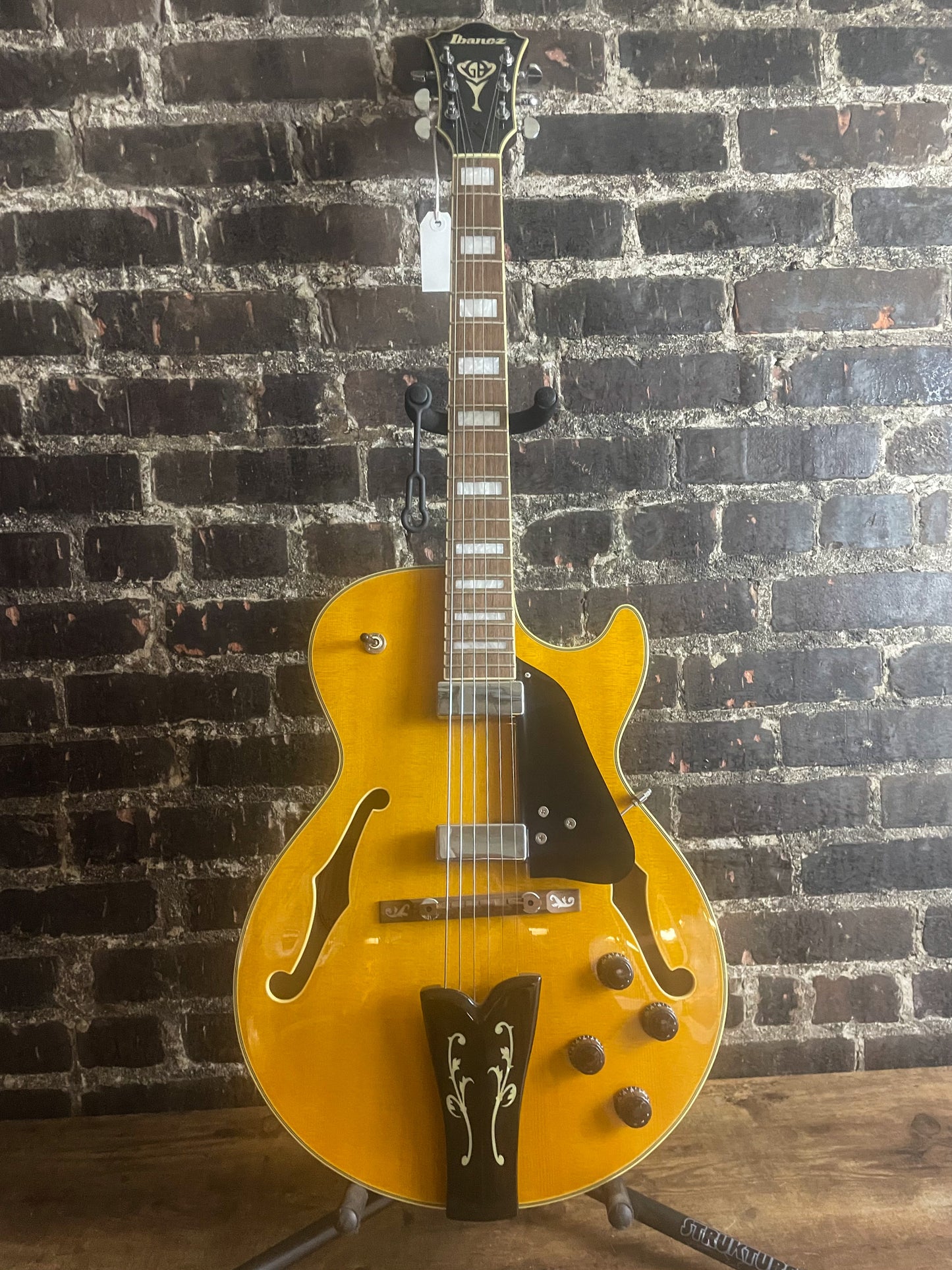 Ibanez George Benson Signature GB10EM - Antique Amber