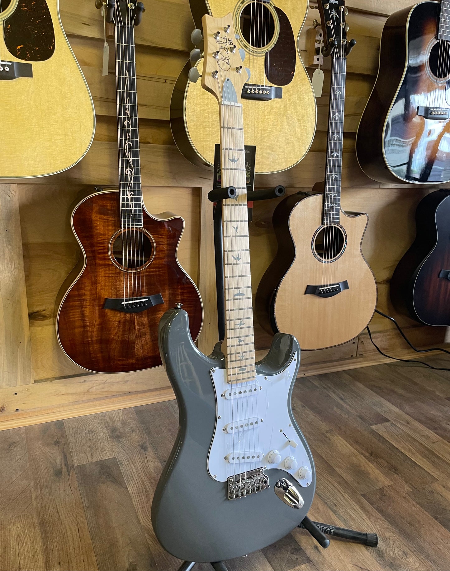 PRS SE Silver Sky Electric Guitar - Overland Gray with Maple Fingerboard (NEW)
