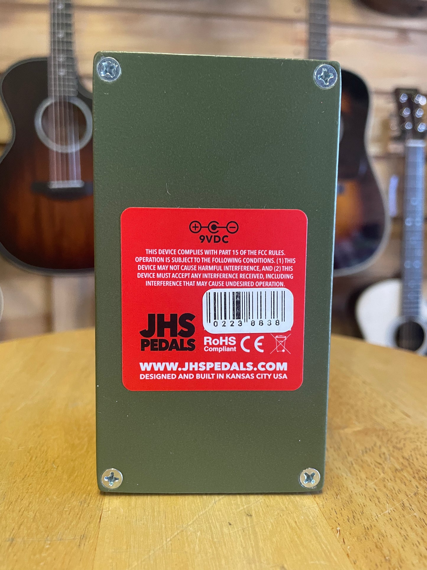 JHS Muffuletta 6-way Fuzz Pedal - Army Green