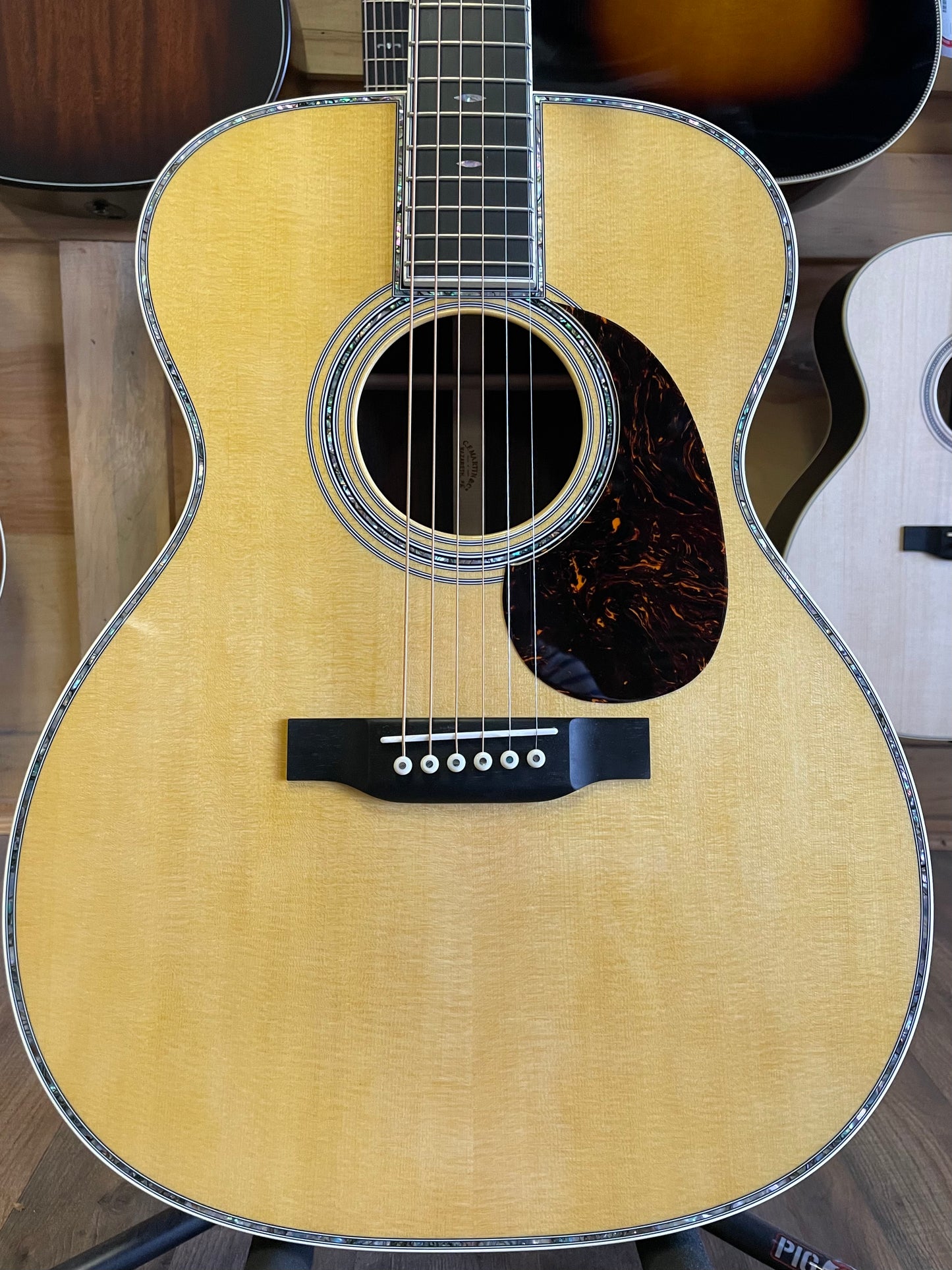 Martin 000-42 Acoustic Guitar - Natural