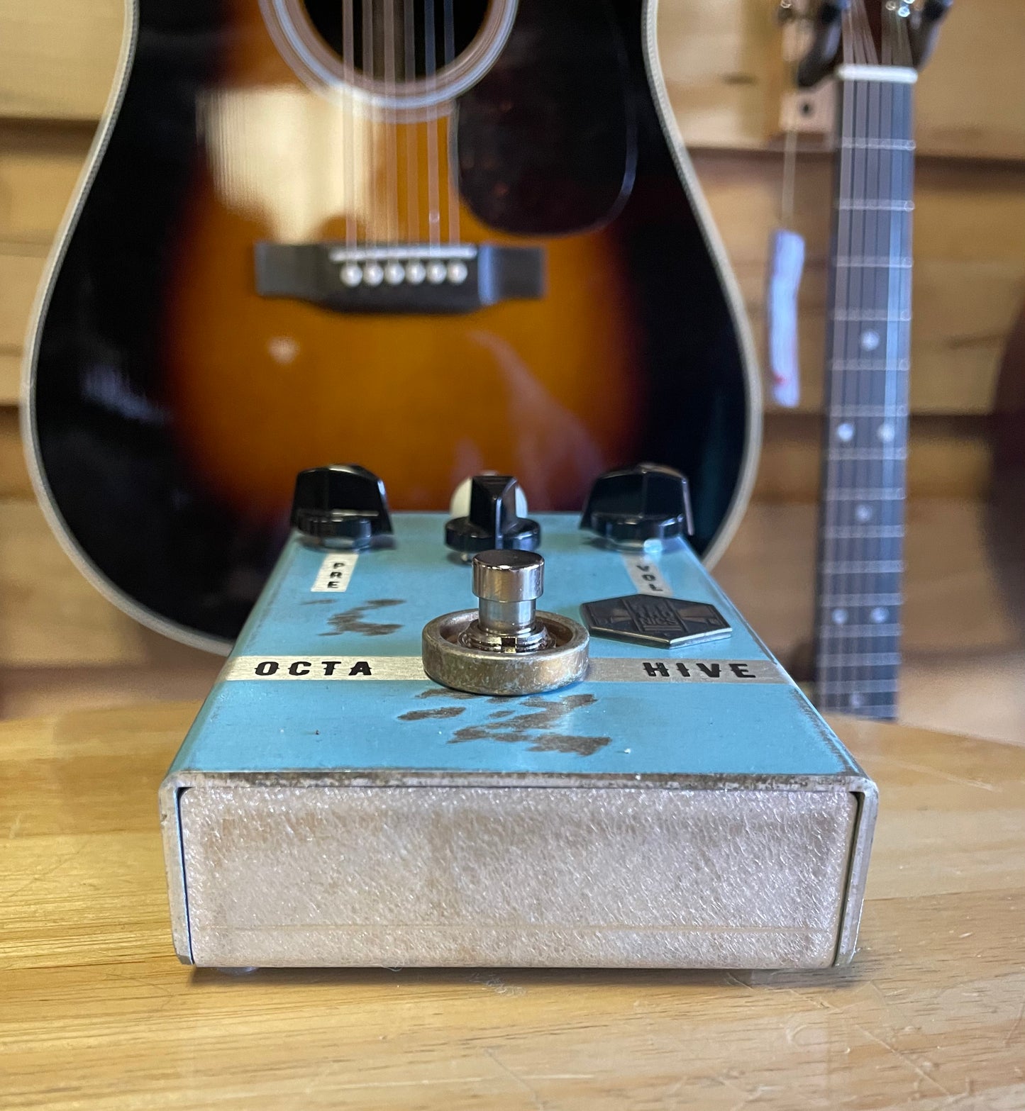 Beetronics FX OctaHive High Octave Fuzz Pedal