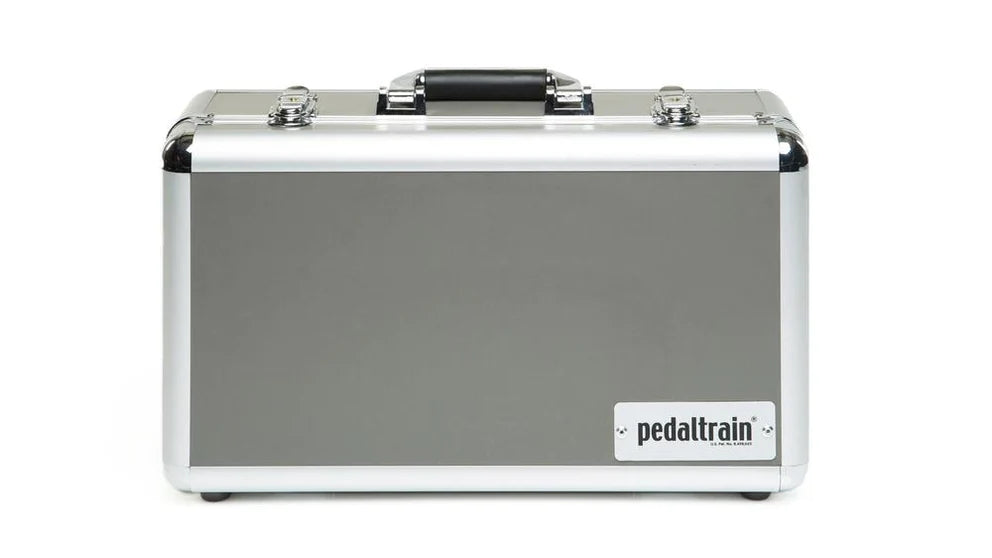Pedaltrain Metro 16 16-inch x 8-inch Pedalboard with Hard Case