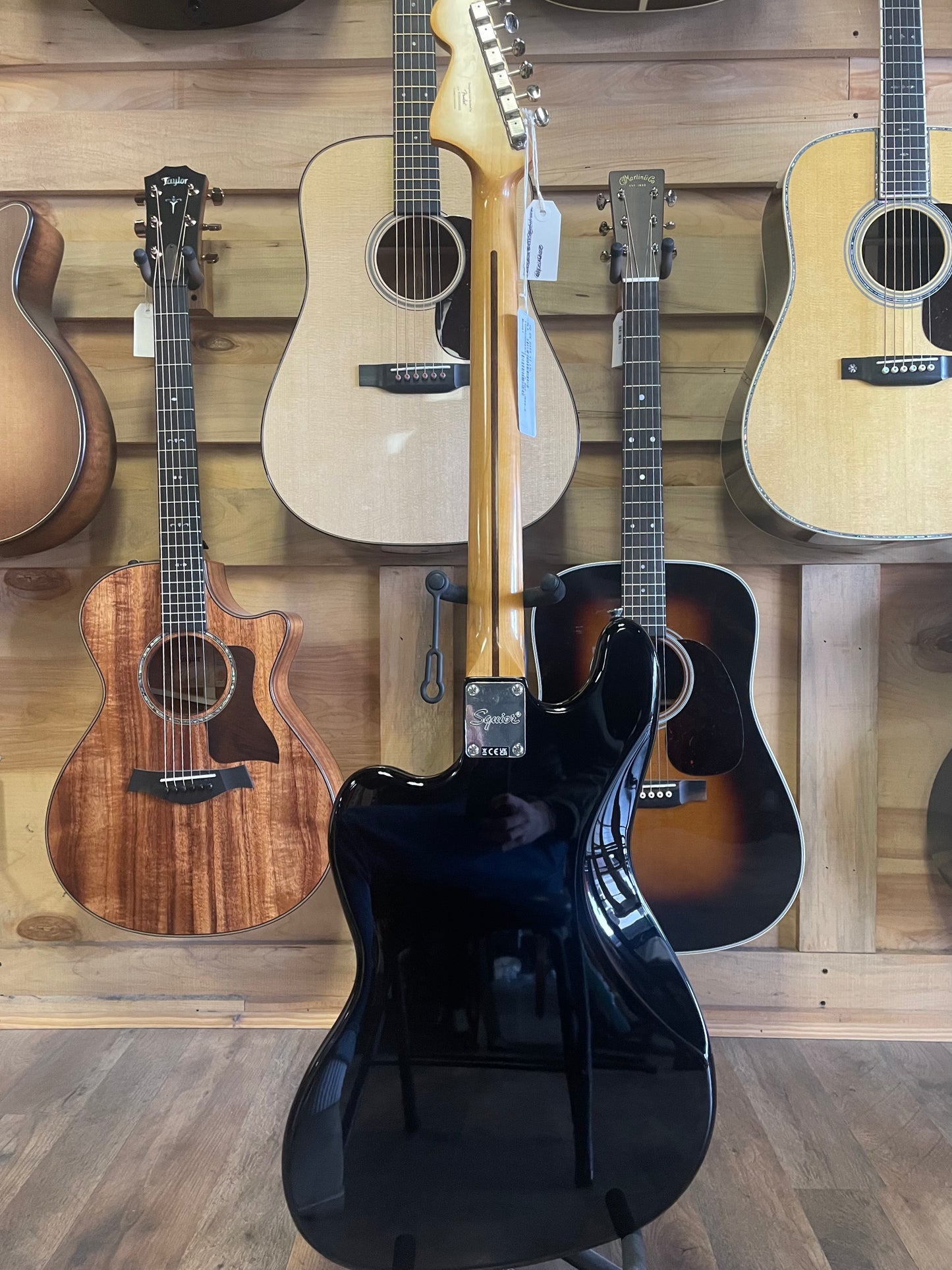 Squier Classic Vibe Bass VI-Black (NEW)