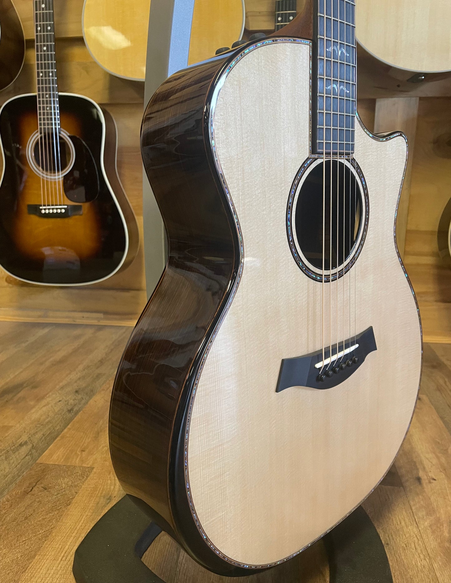 Taylor 914ce