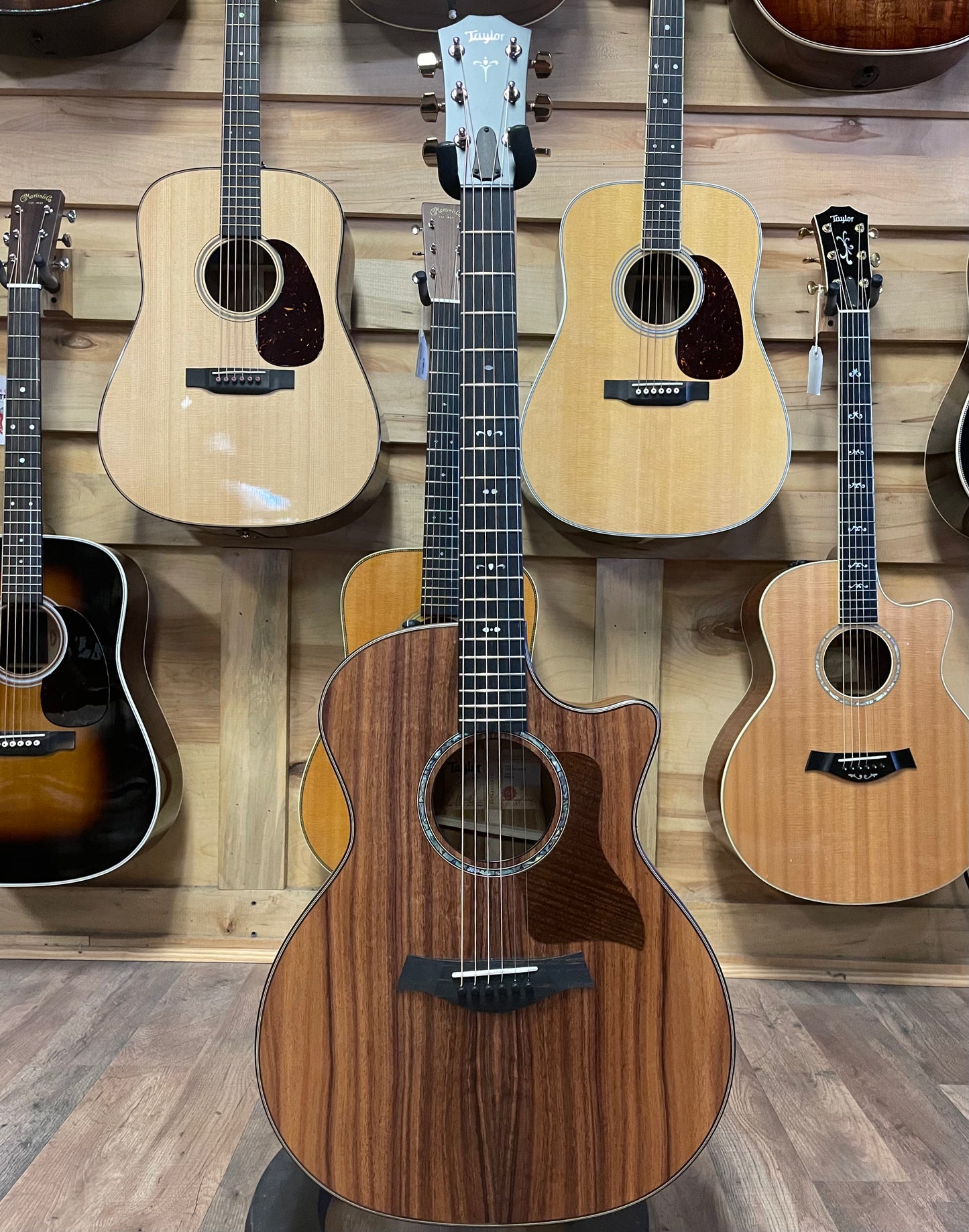 Taylor 724ce