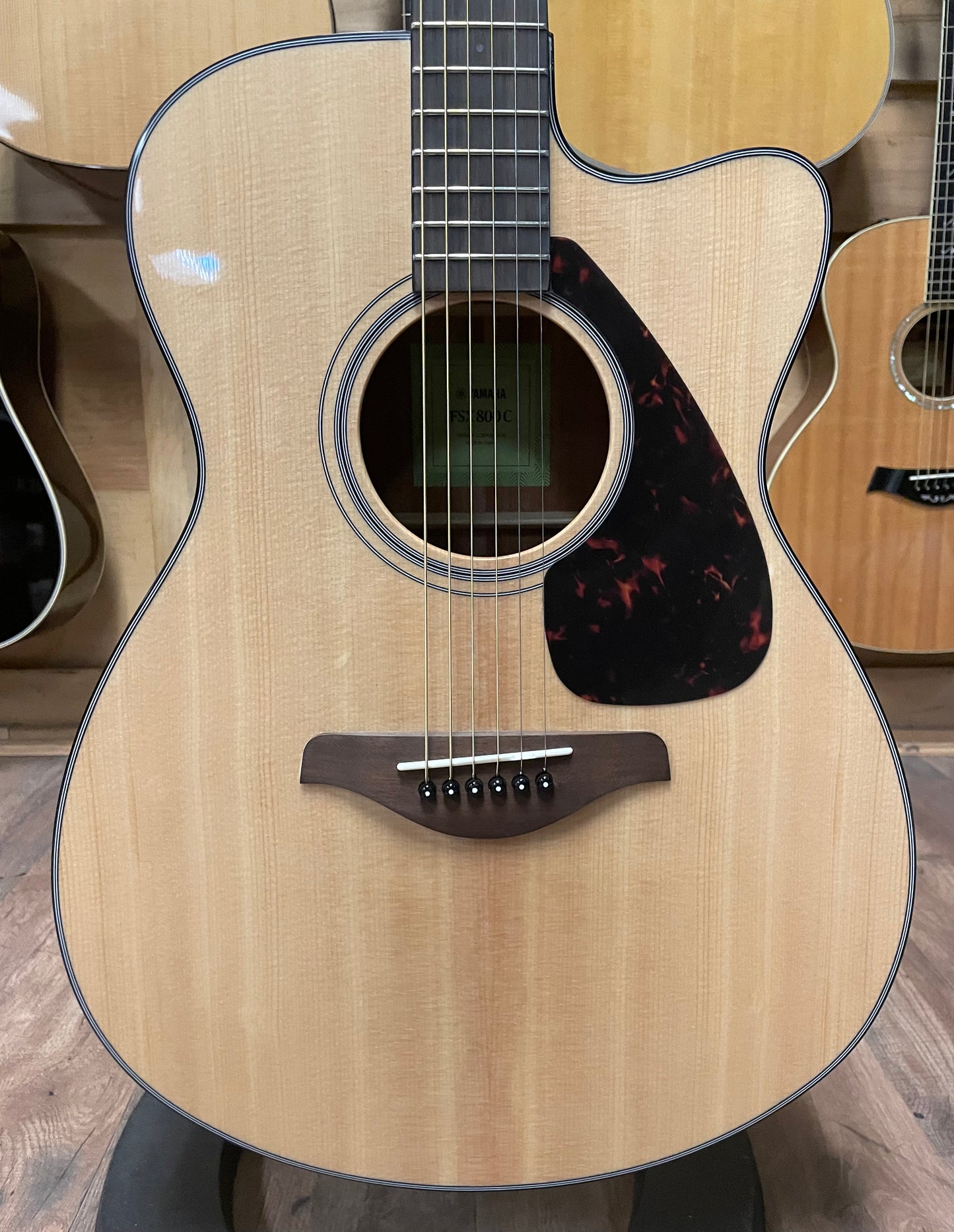 Yamaha FSX800C Concert Cutaway - Natural